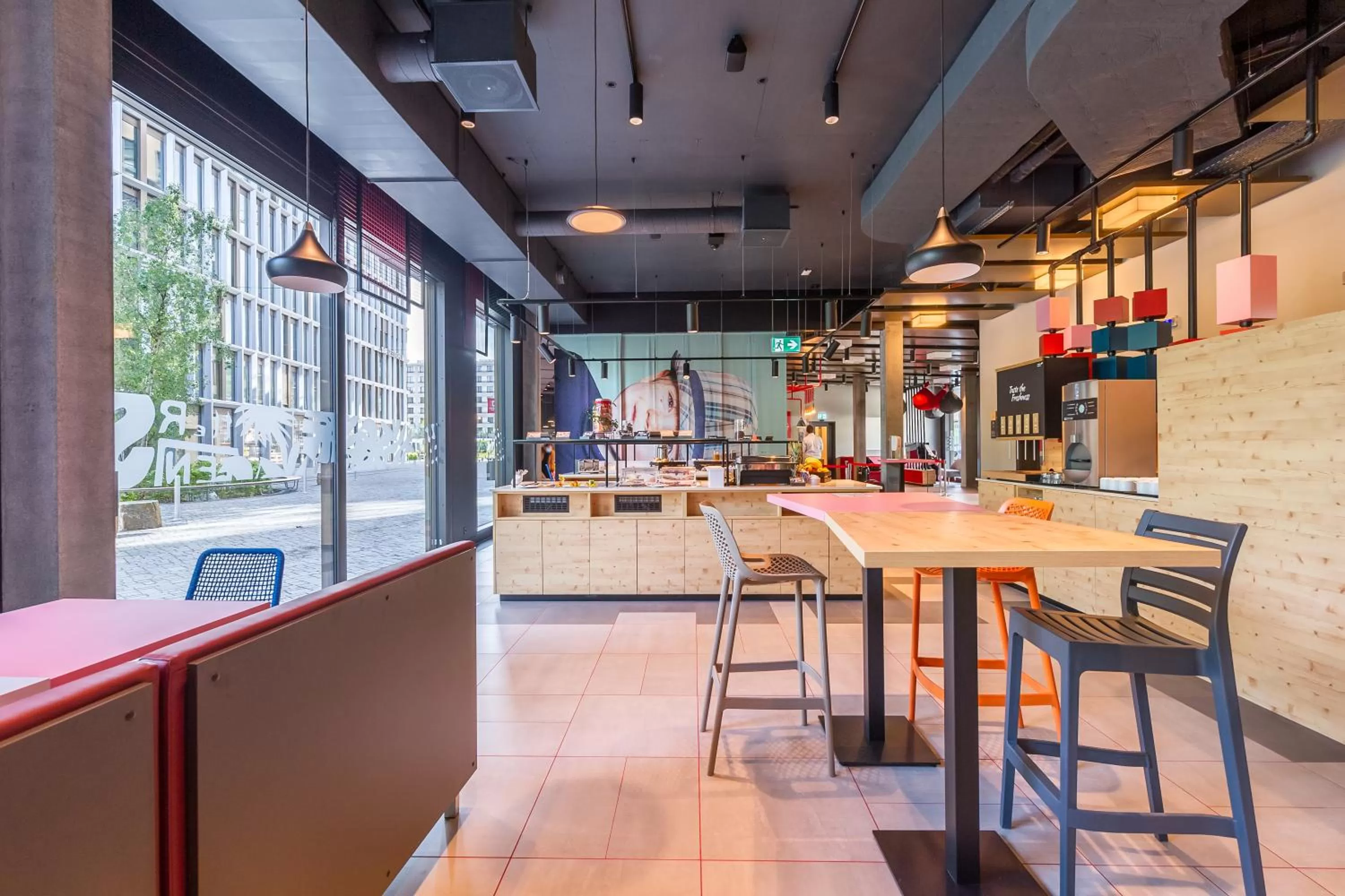 Breakfast in MEININGER Hotel Zürich Greencity