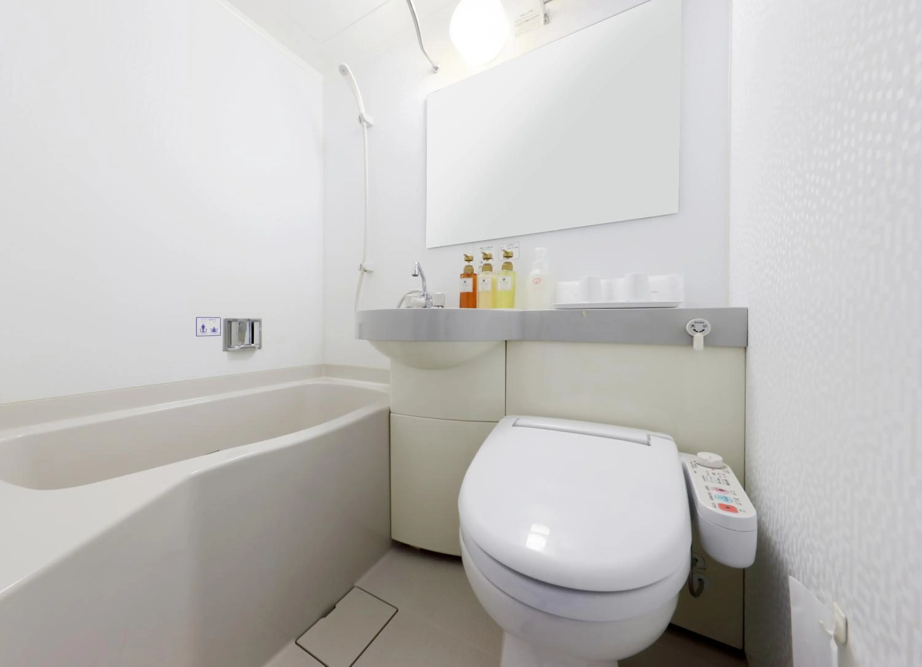 Bathroom in Keio Presso Inn Ikebukuro