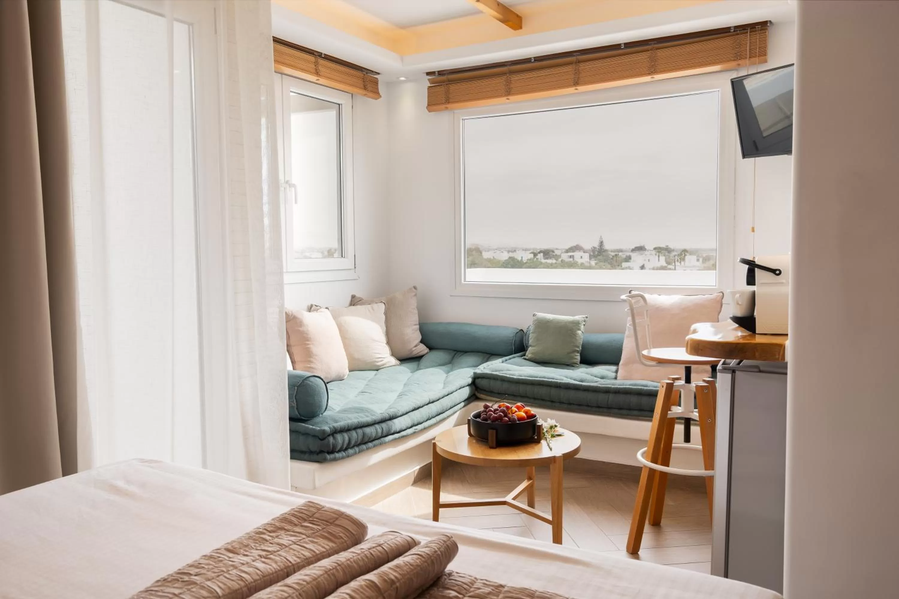 Photo of the whole room, Bed in Polis of Naxos