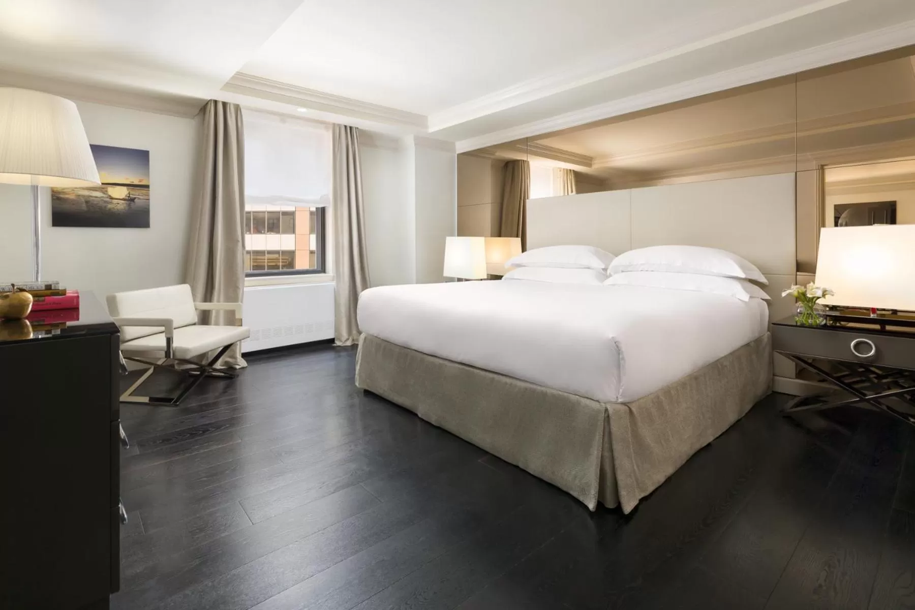 Bedroom, Bed in The Michelangelo New York