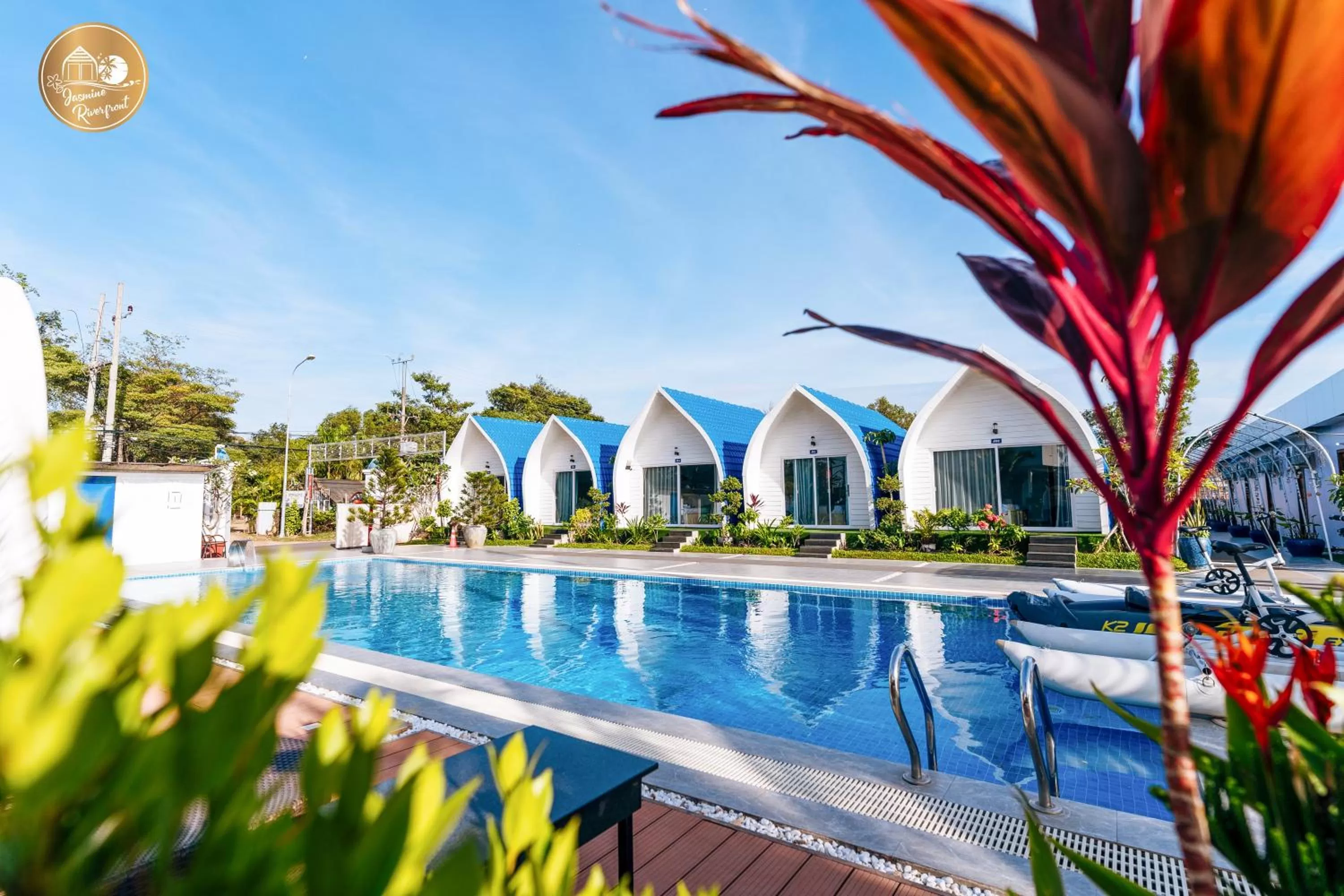 Property building, Swimming Pool in Jasmine River Front