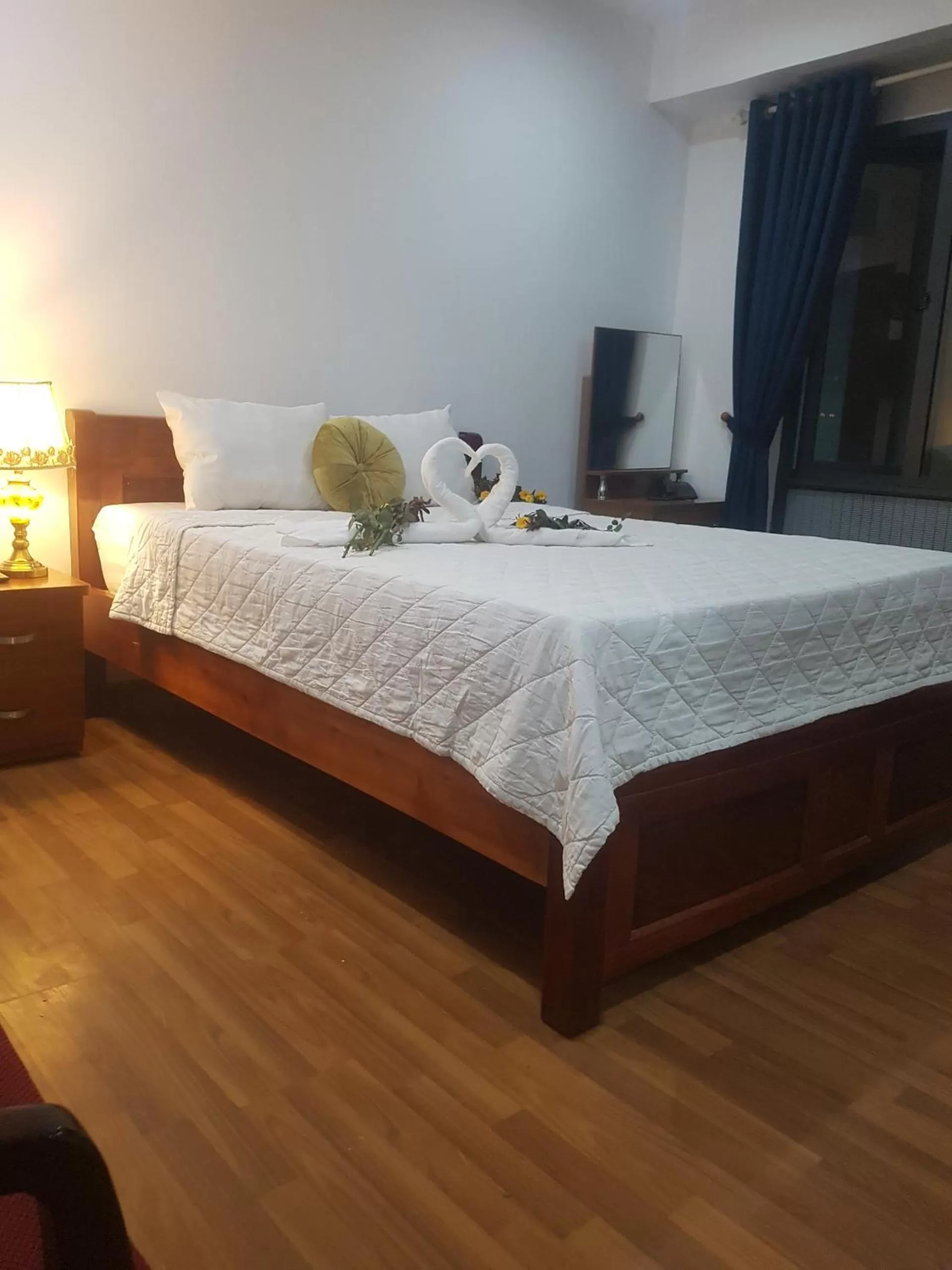 Bedroom, Bed in Hanoi View Legend Hotel