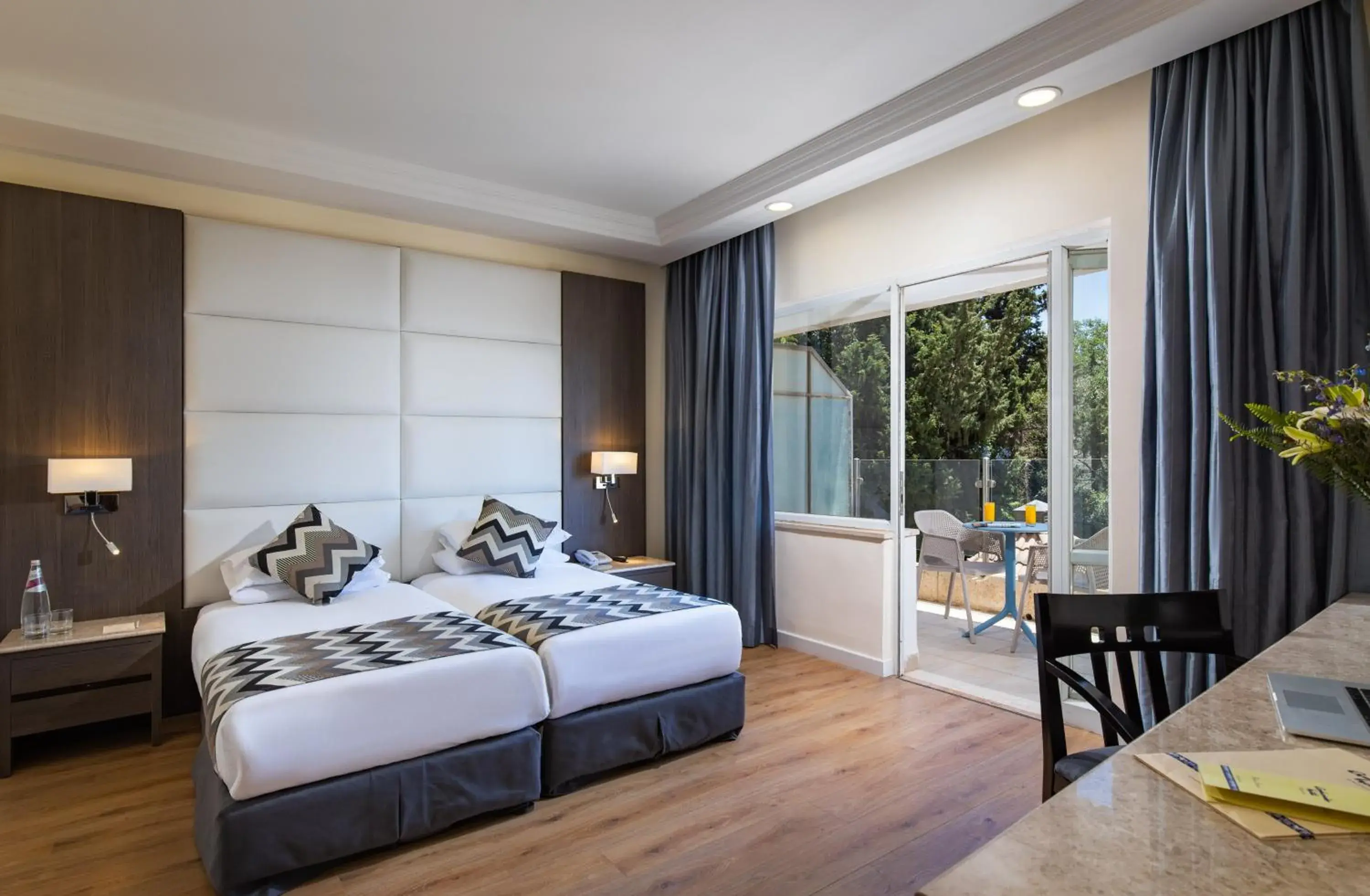 Superior Twin Room with Balcony in Ambassador Hotel Superior Twin Room with Balcony in Ambassador Hotel