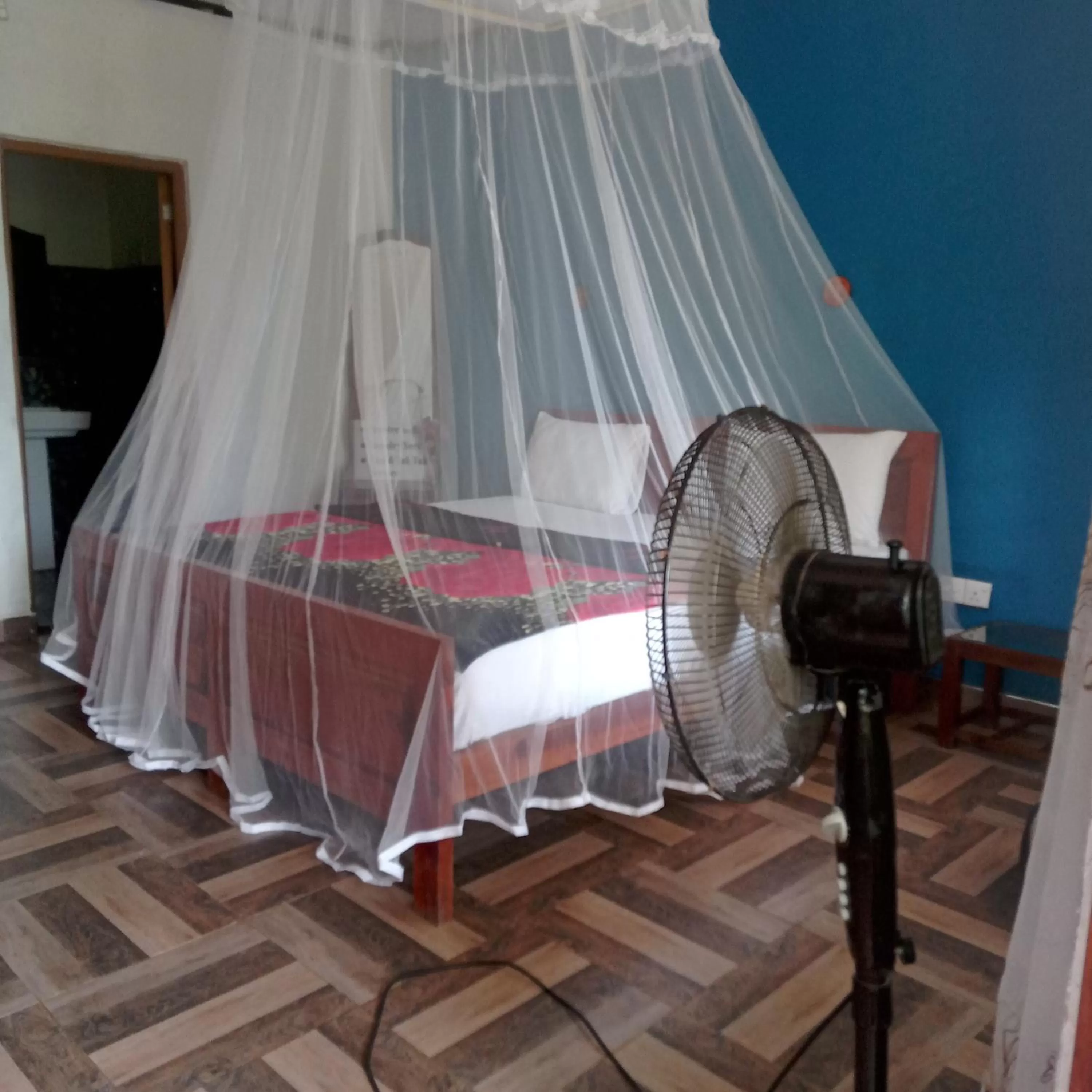 Bed in The Horizon Root Inn