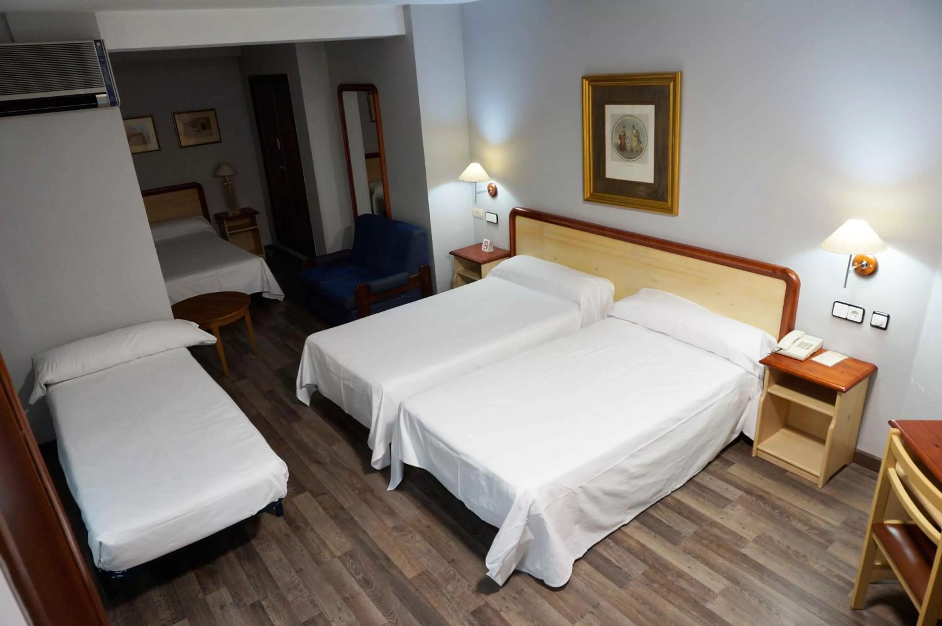 People, Bed in Cesaraugusta