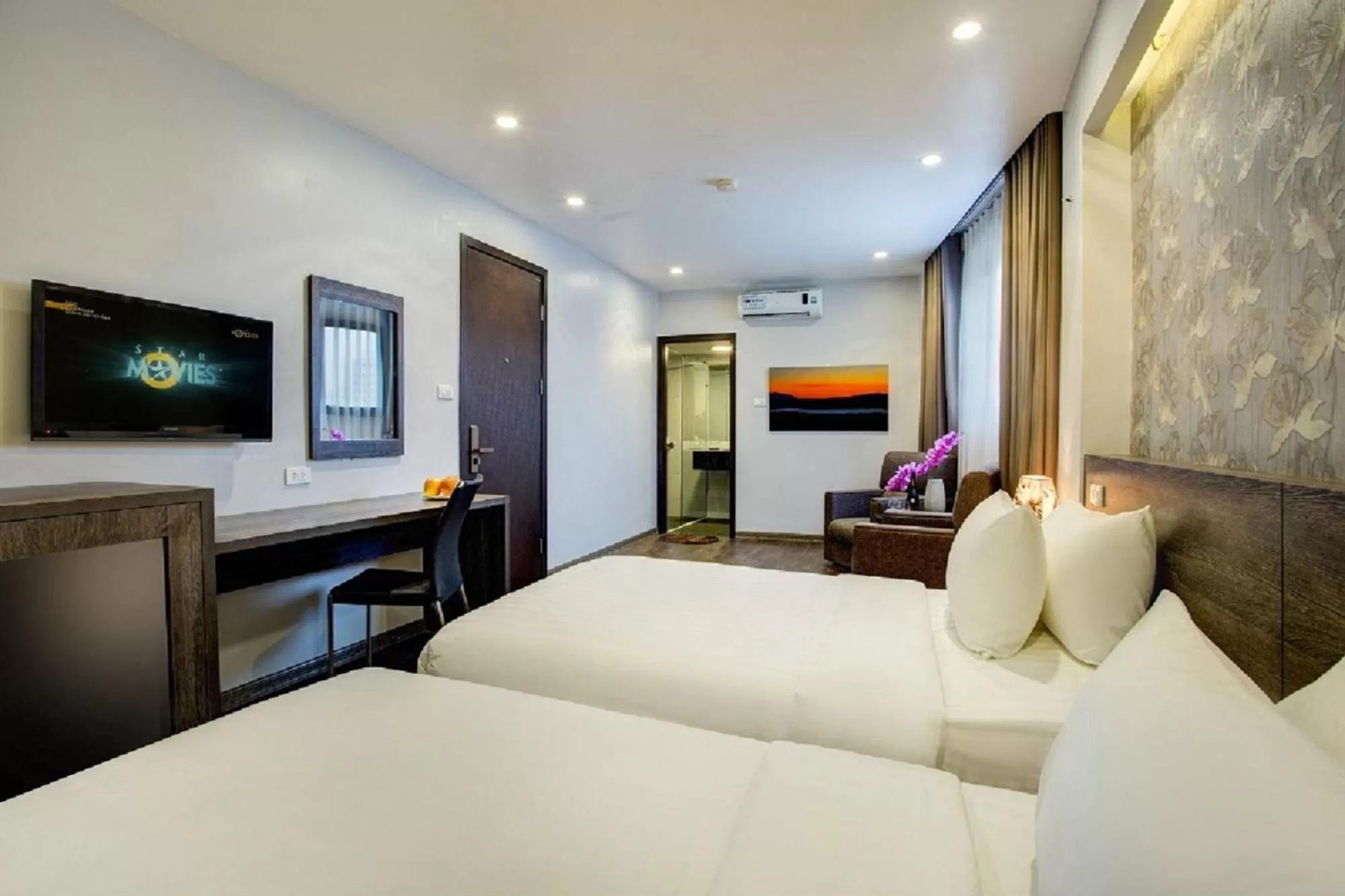 Bed in My Linh Hotel