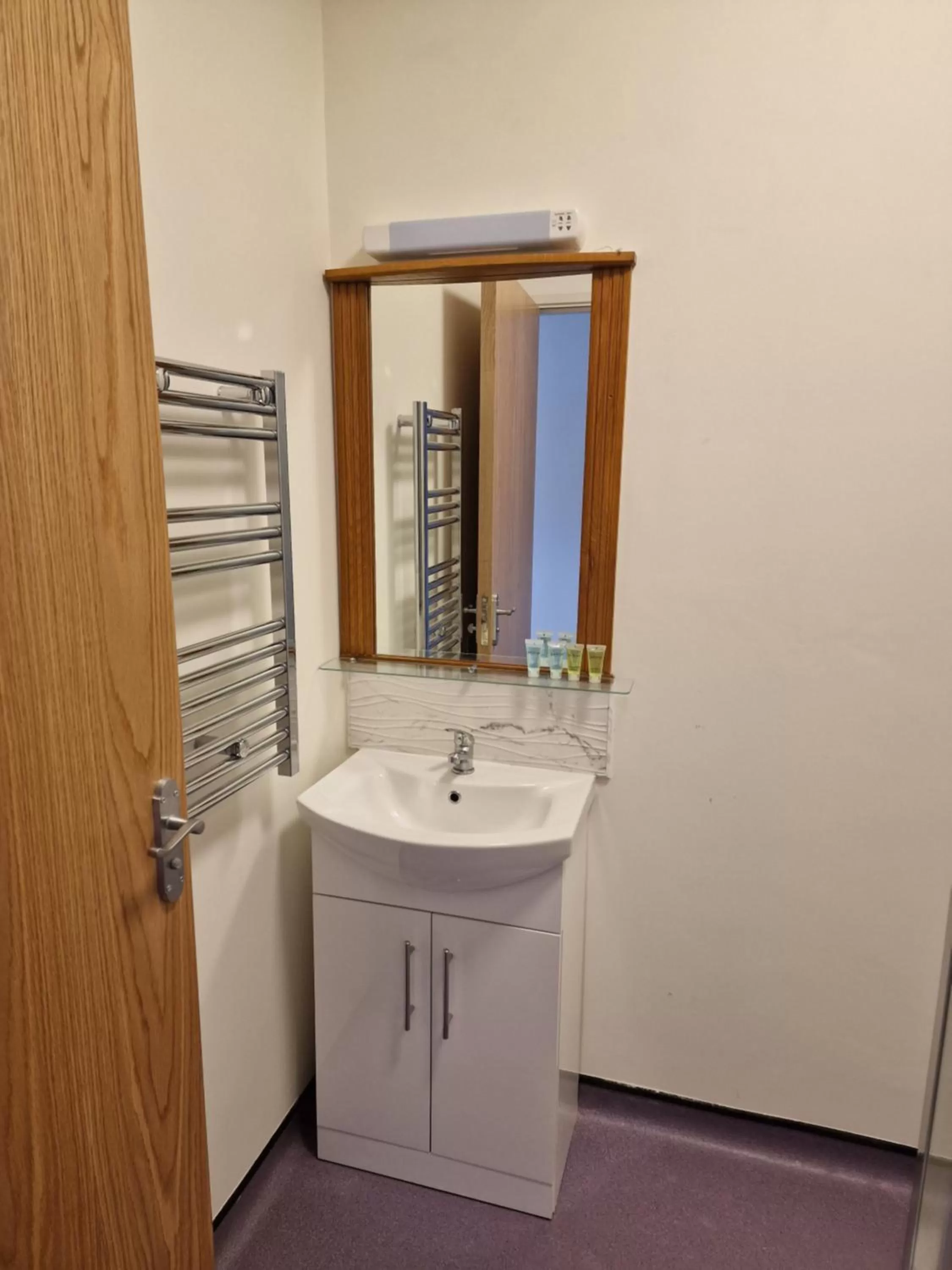 Bathroom in Home Inn