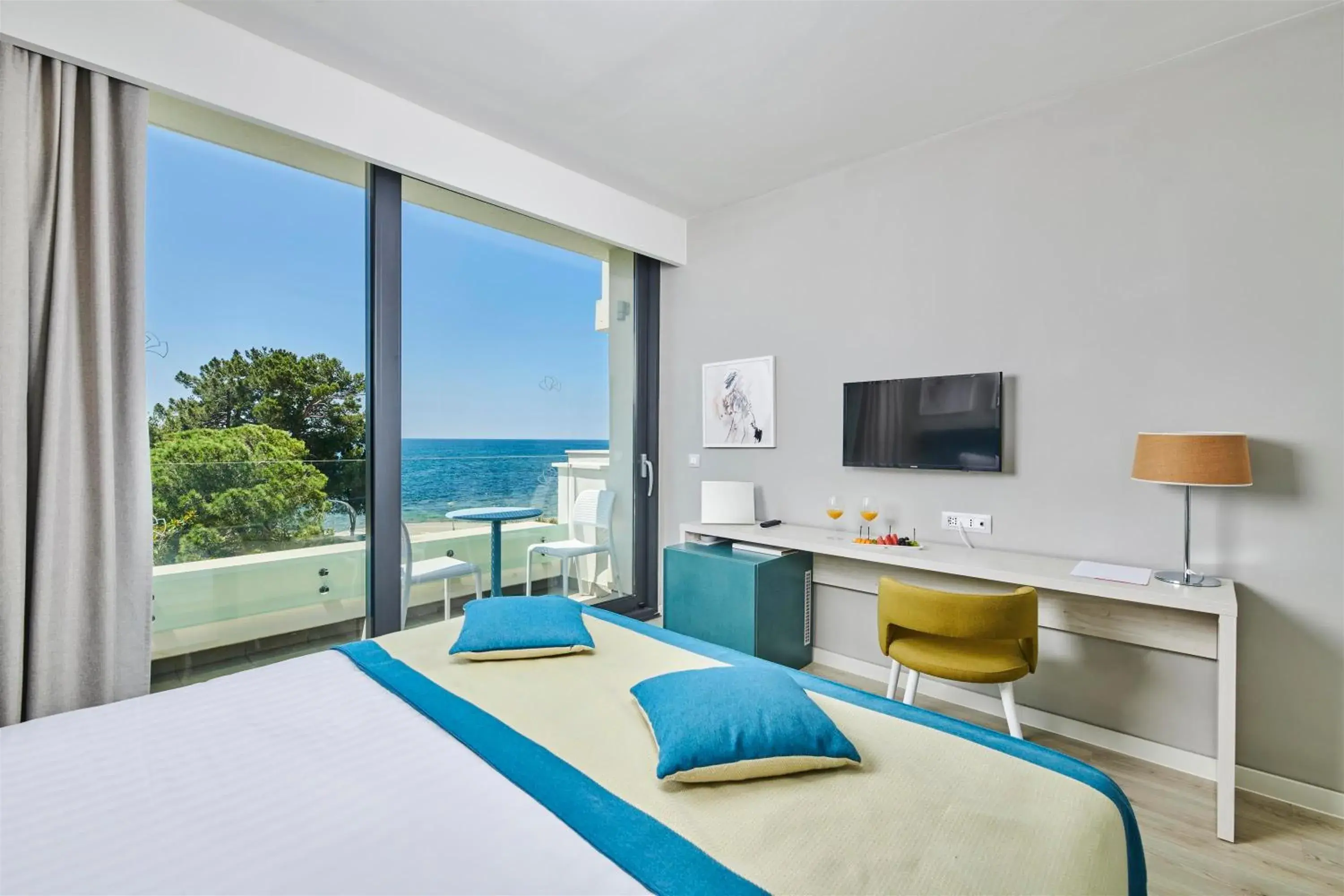 Classic Room with Balcony - Sea Side in Hotel Sipar Plava Laguna Classic Room with Balcony - Sea Side in Hotel Sipar Plava Laguna