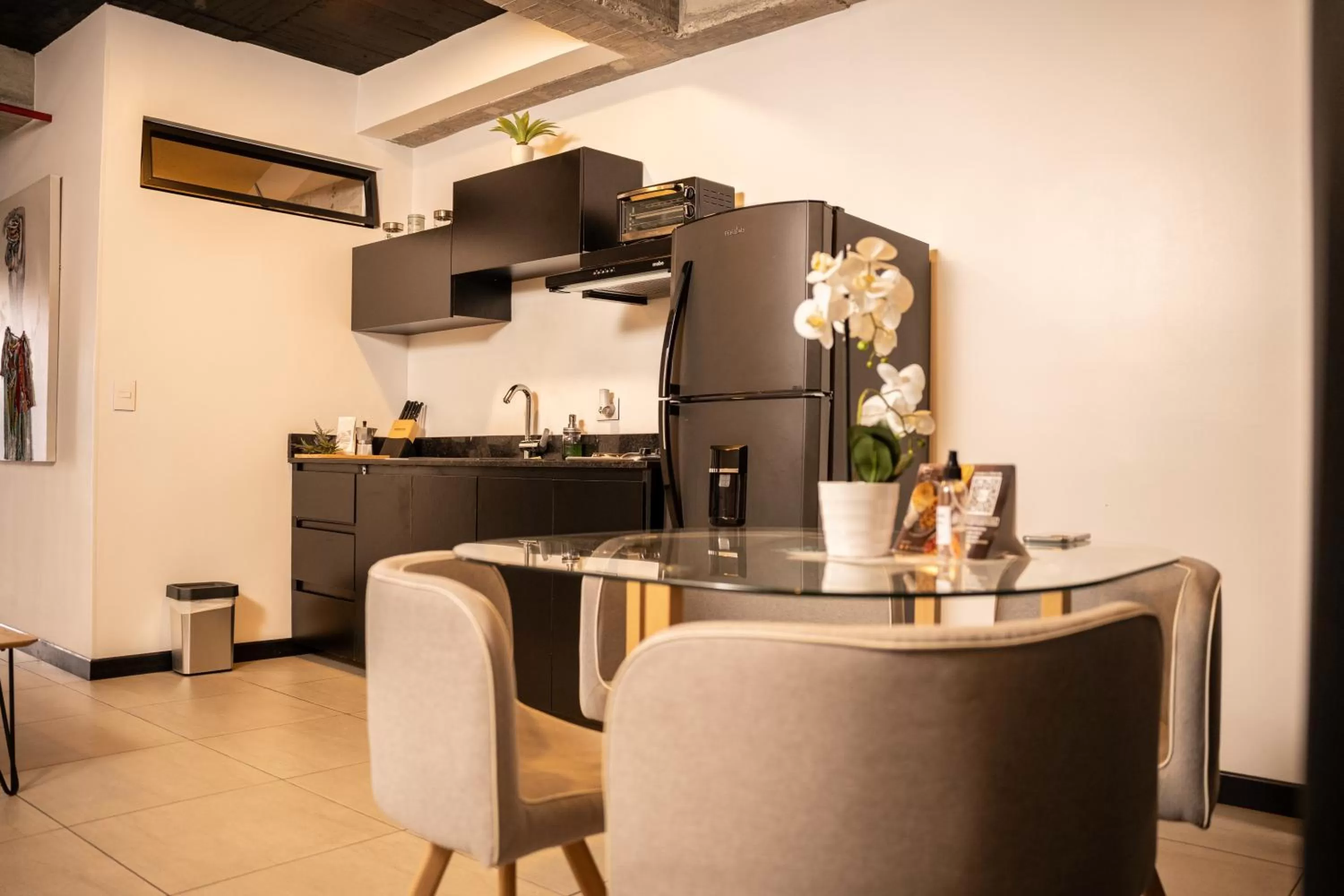 Kitchen or kitchenette, Kitchen/Kitchenette in The Coffee Club