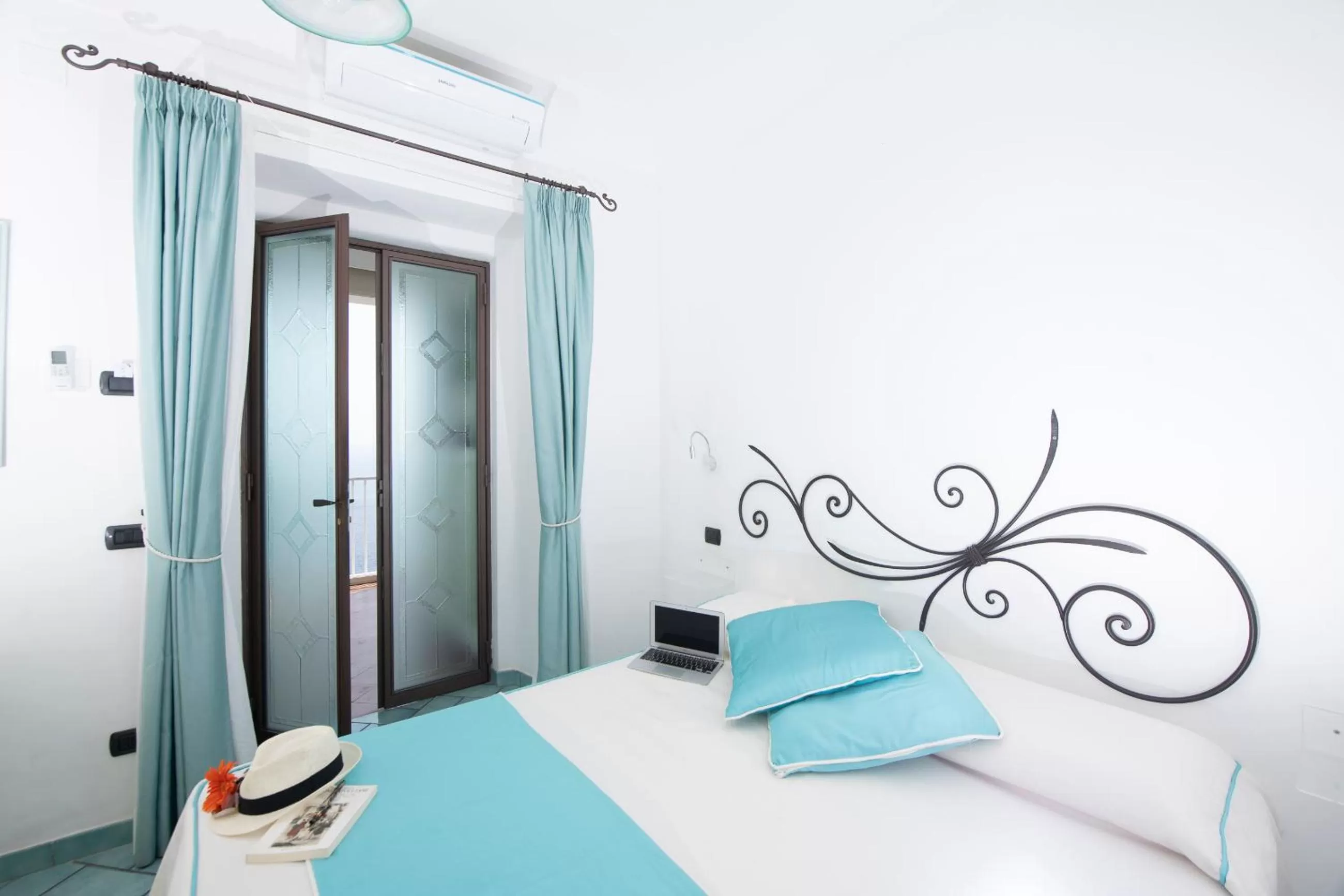 Bed in Hotel La Ninfa