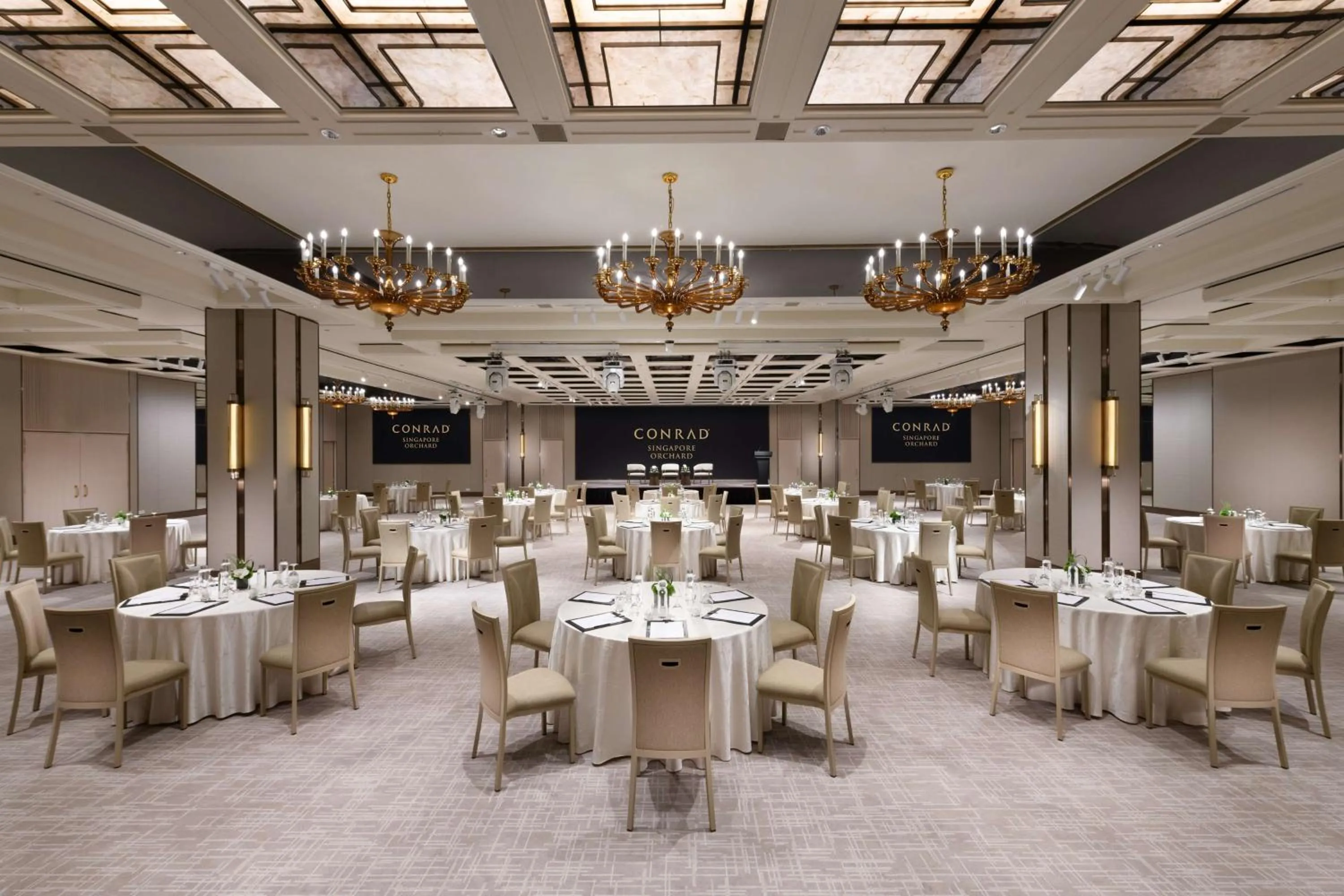 Meeting/conference room in Conrad Singapore Orchard