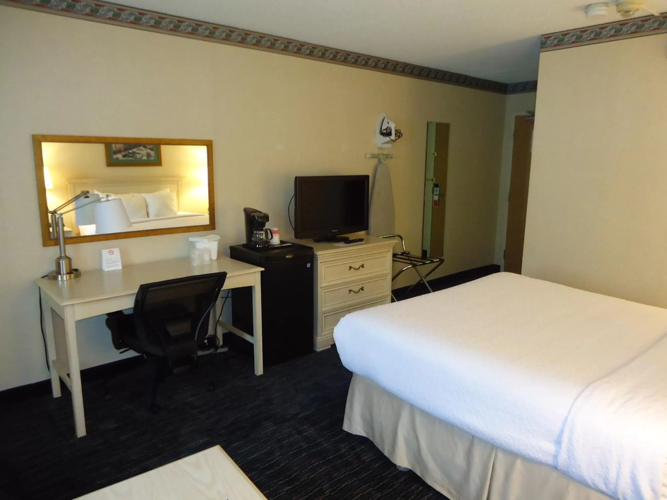 Bed in Ramada by Wyndham Trenton