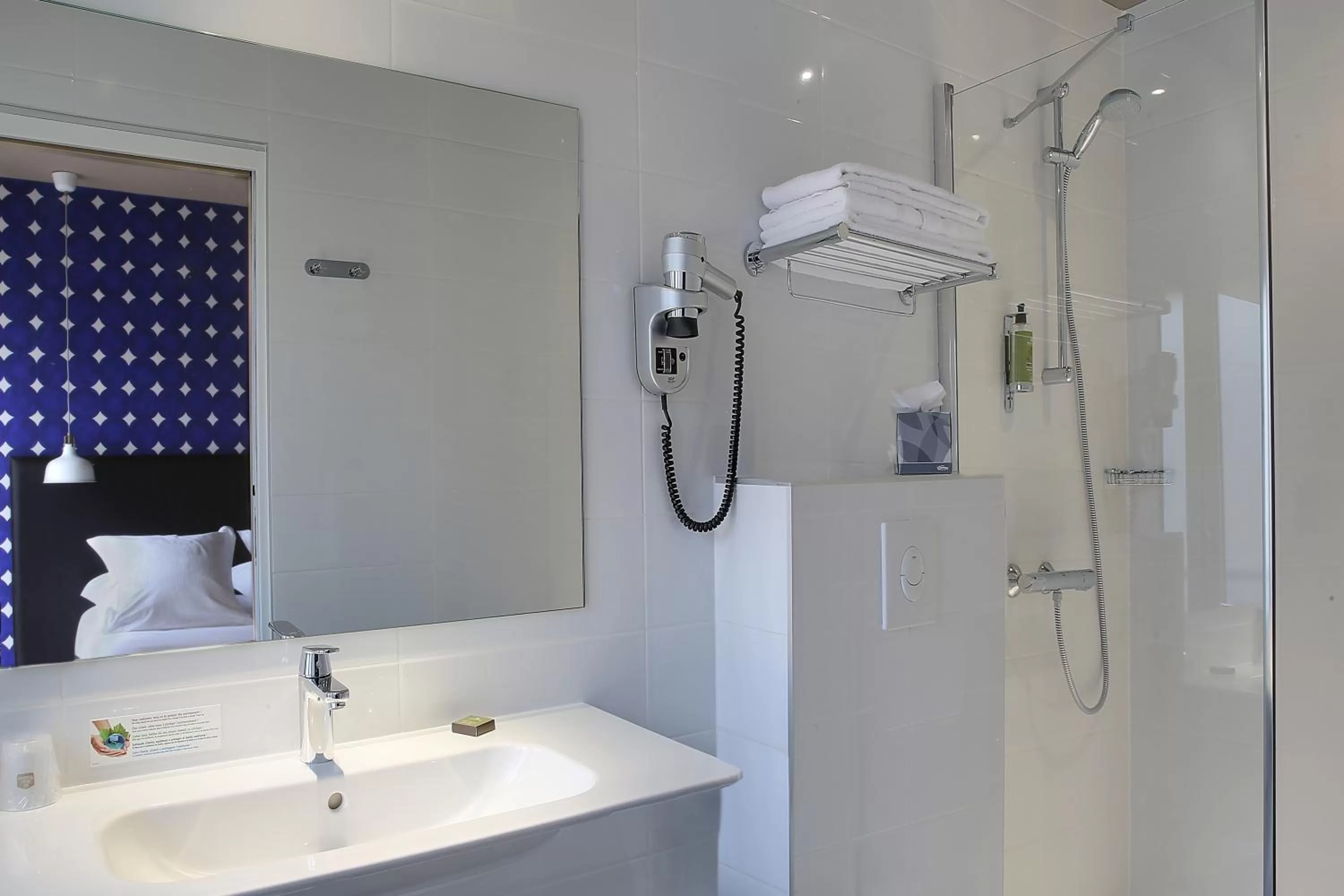 Shower in Best Western Citadelle