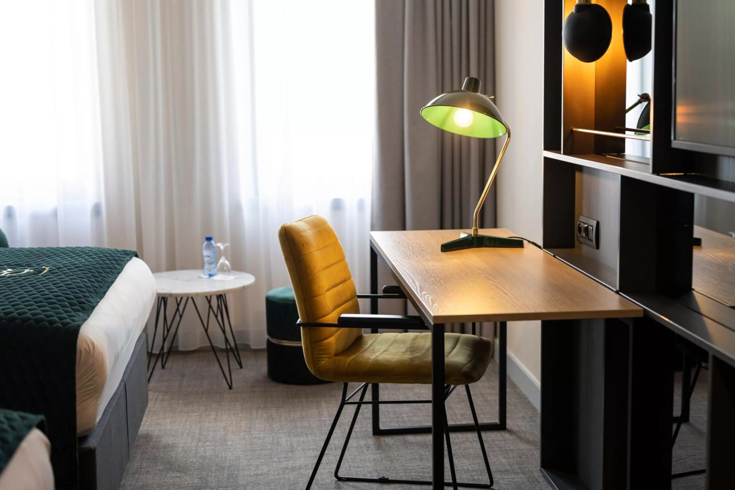 Photo of the whole room, Bed in Holiday Inn Hasselt by IHG