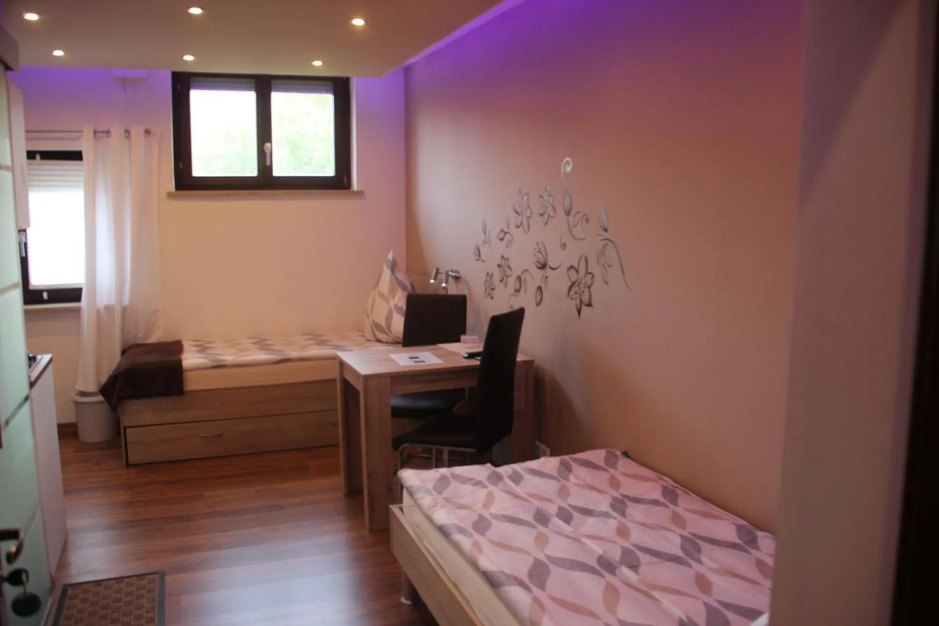 Bed in Apartmenthaus Wertheim