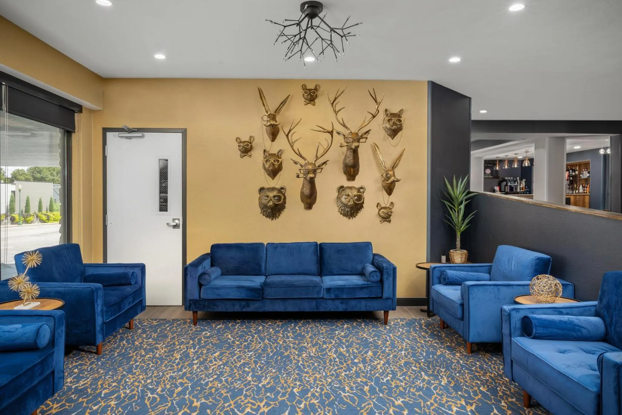 Lobby or reception in Hotel Westport Kansas City, Tapestry Collection by Hilton
