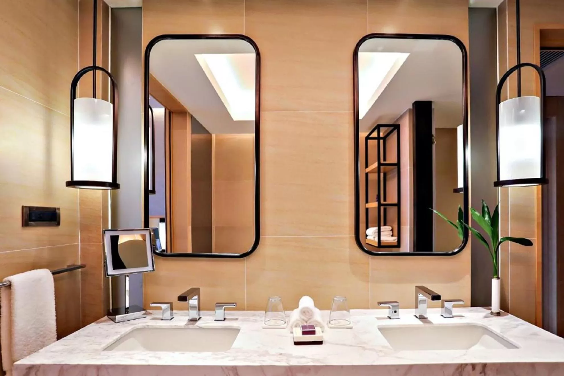 Toilet in The Ritz-Carlton Sanya, Yalong Bay