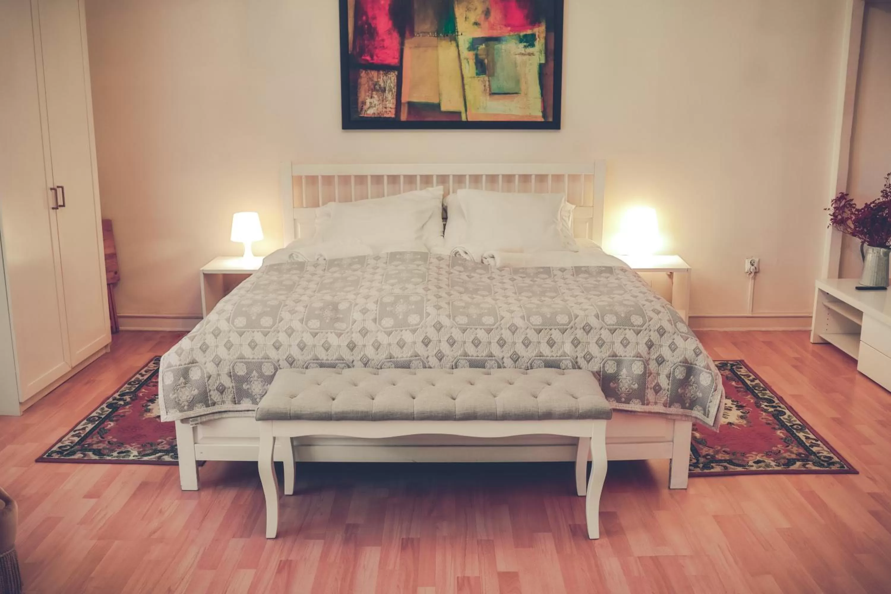 Bed in Hotel Komfort Inn - Dwór Hubertus