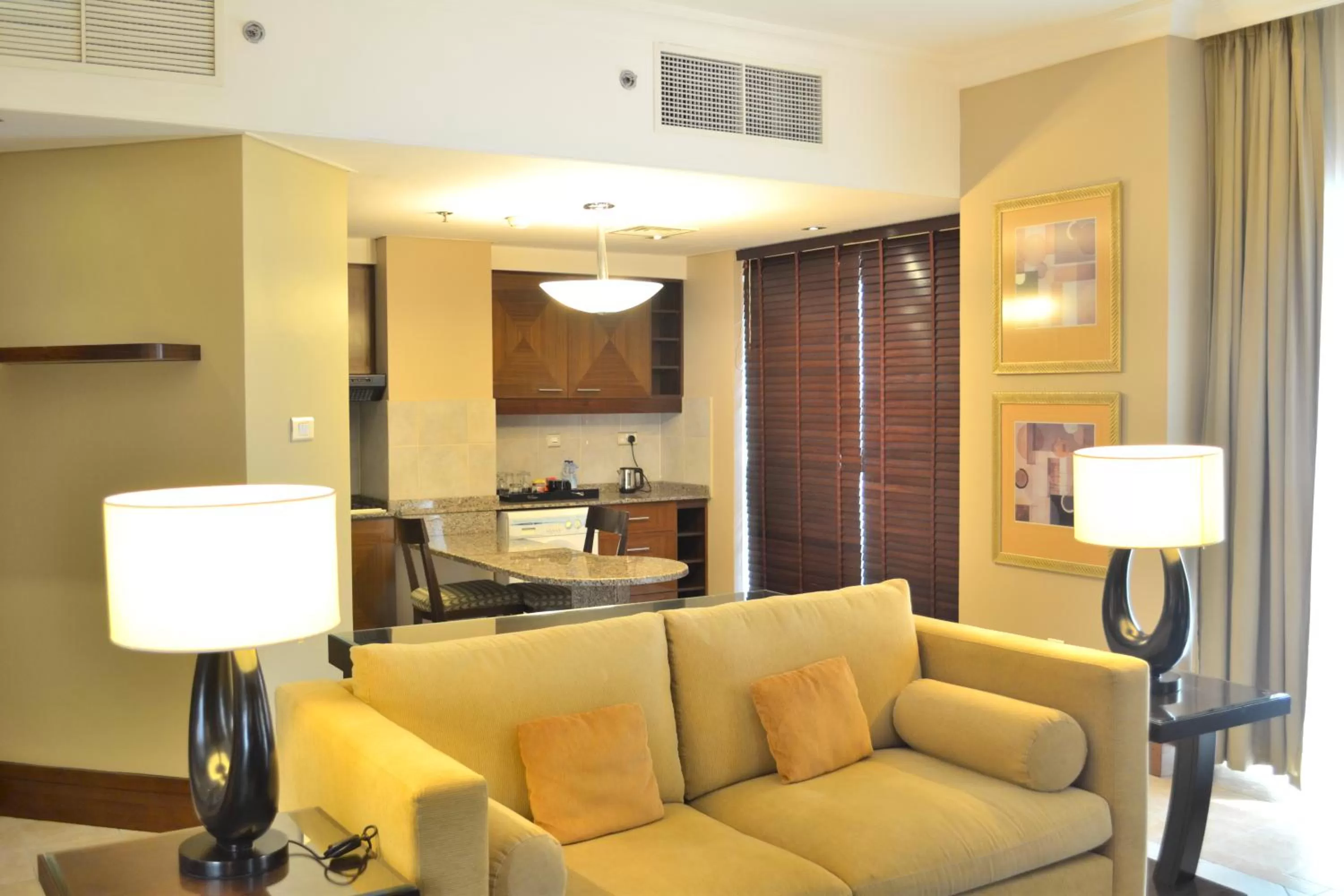 Kitchen or kitchenette in Sheraton Khalidiya Hotel