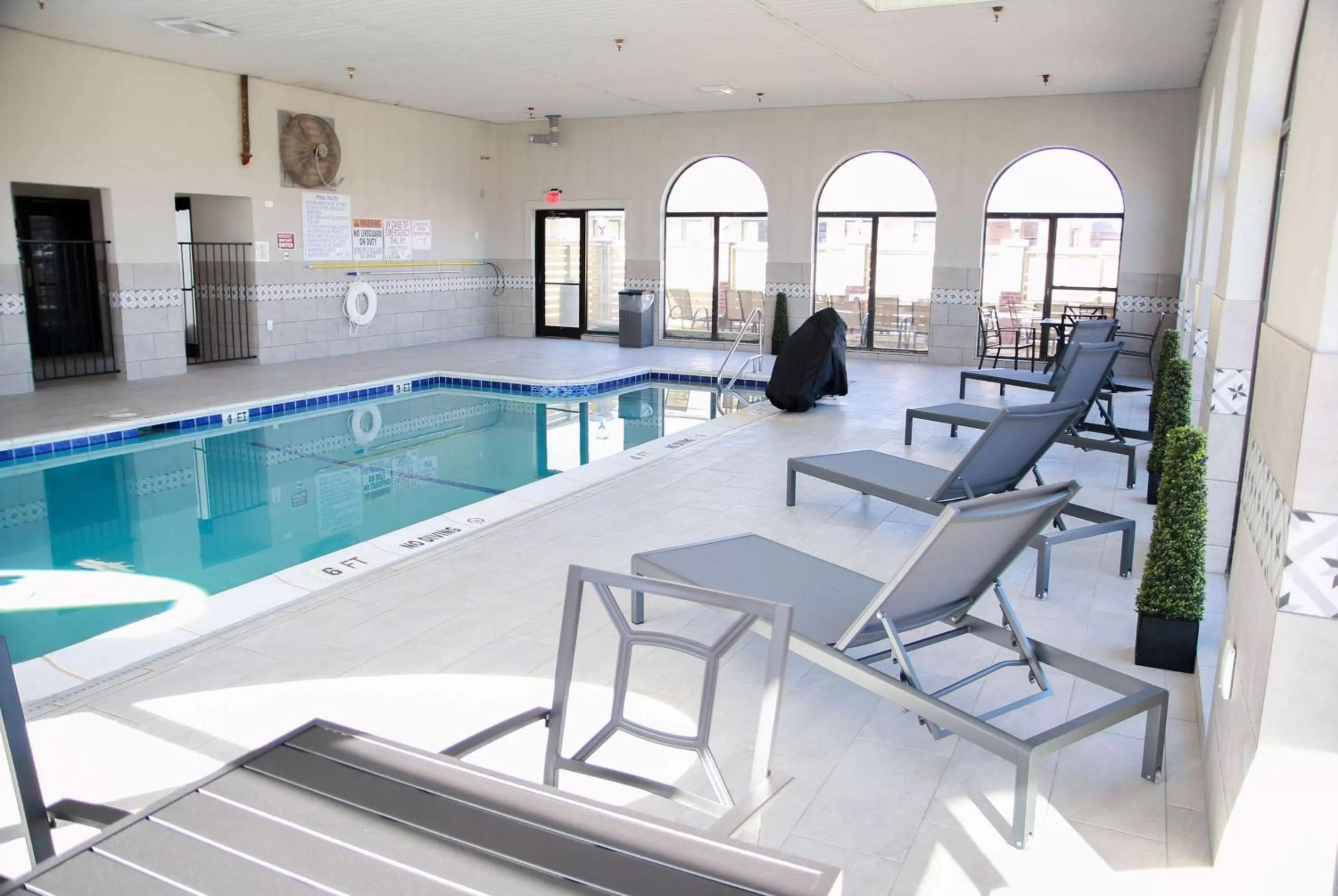 Pool view in Days Inn by Wyndham Amarillo - Medical Center