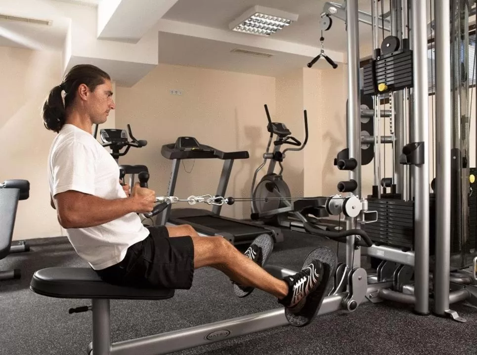 Fitness centre/facilities in Parklands Hotel & Pool