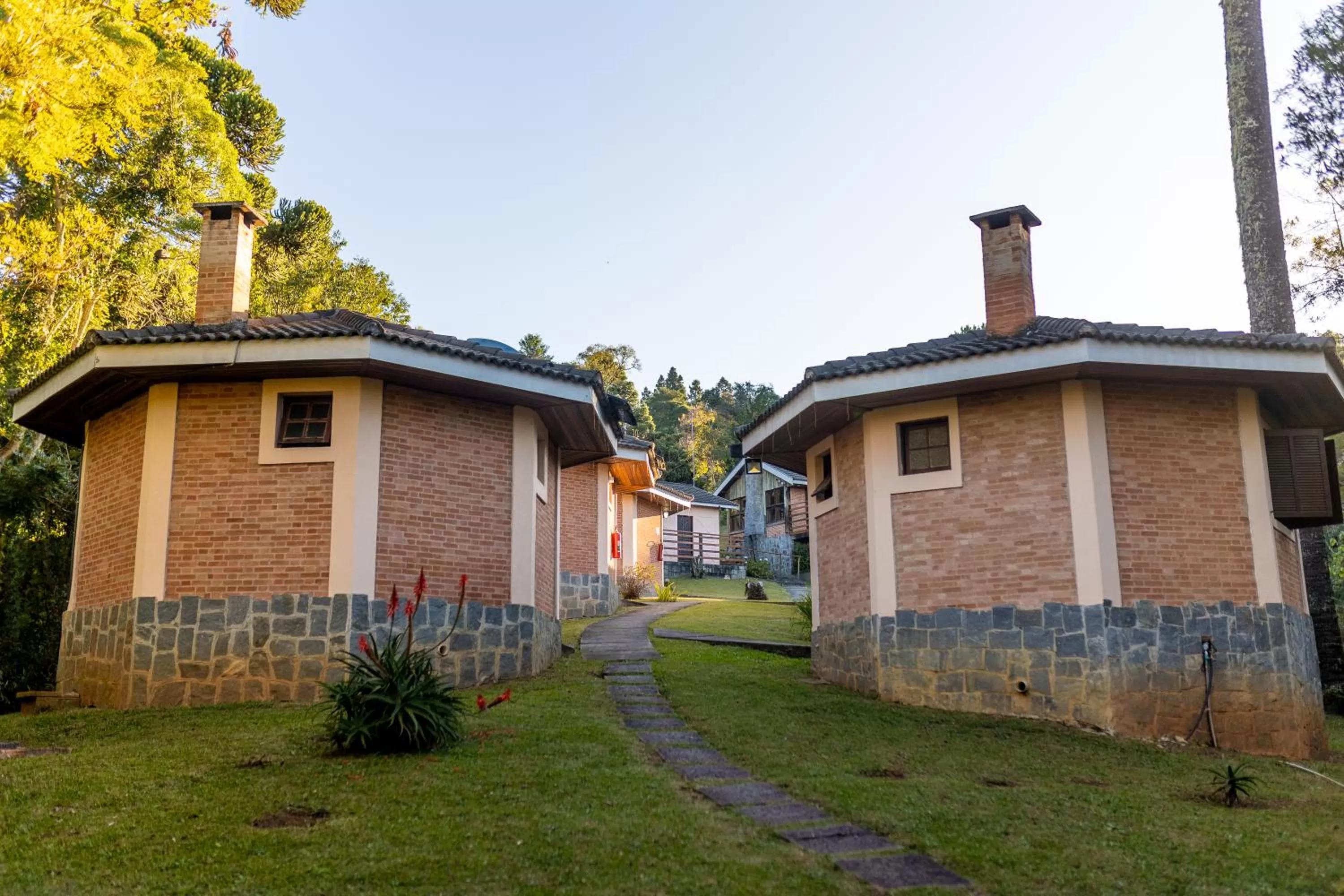 Property Building in Chalés 3 Pinheiros