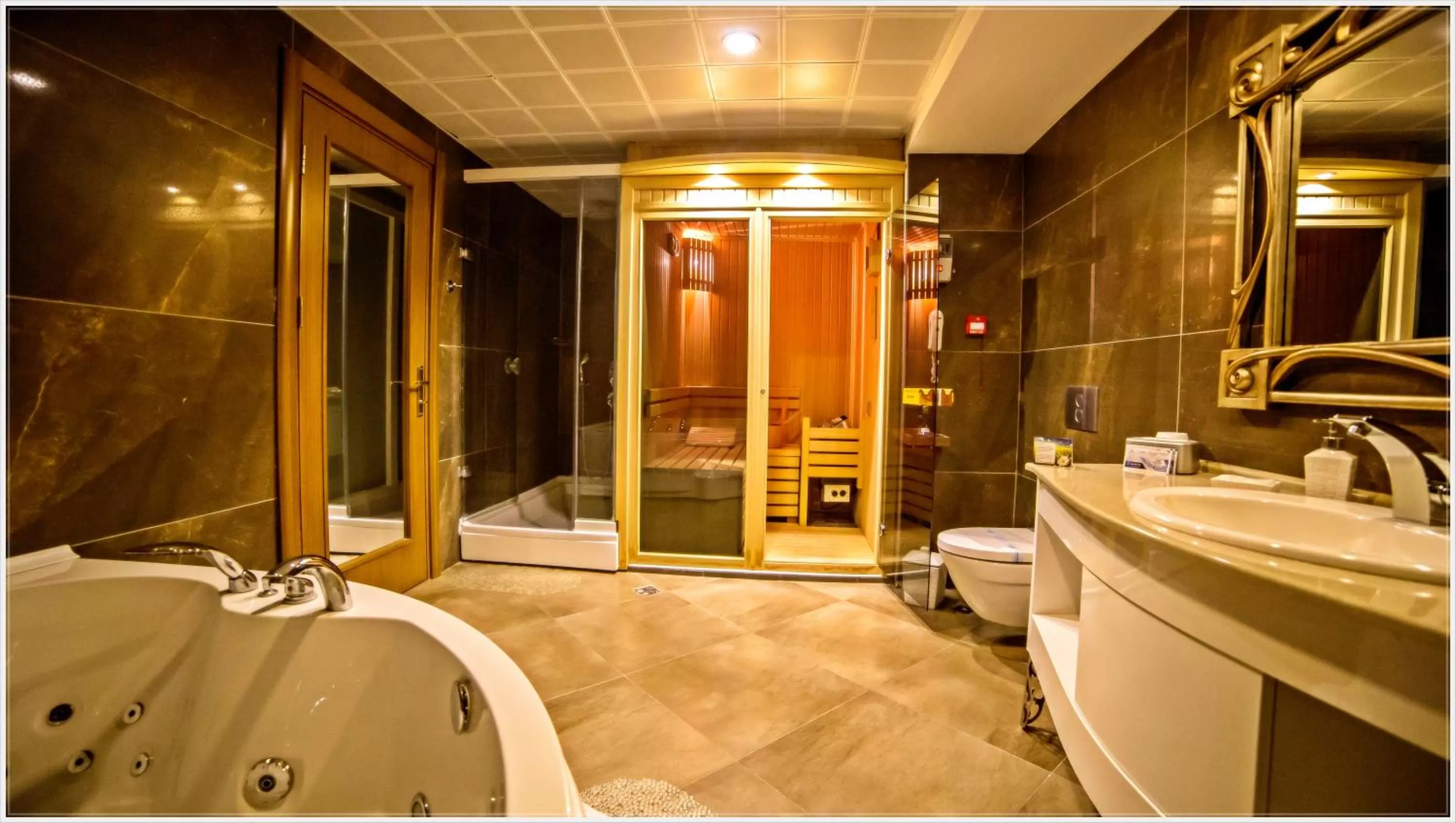 Sauna in Grand Asya Hotel