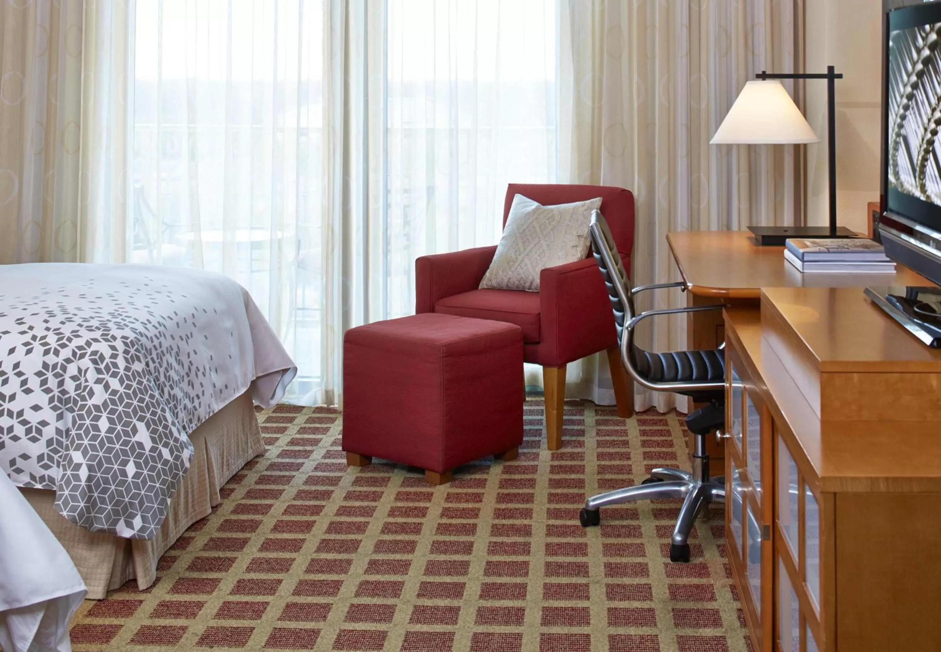 TV and multimedia, Bed in World Golf Village Renaissance St. Augustine Resort