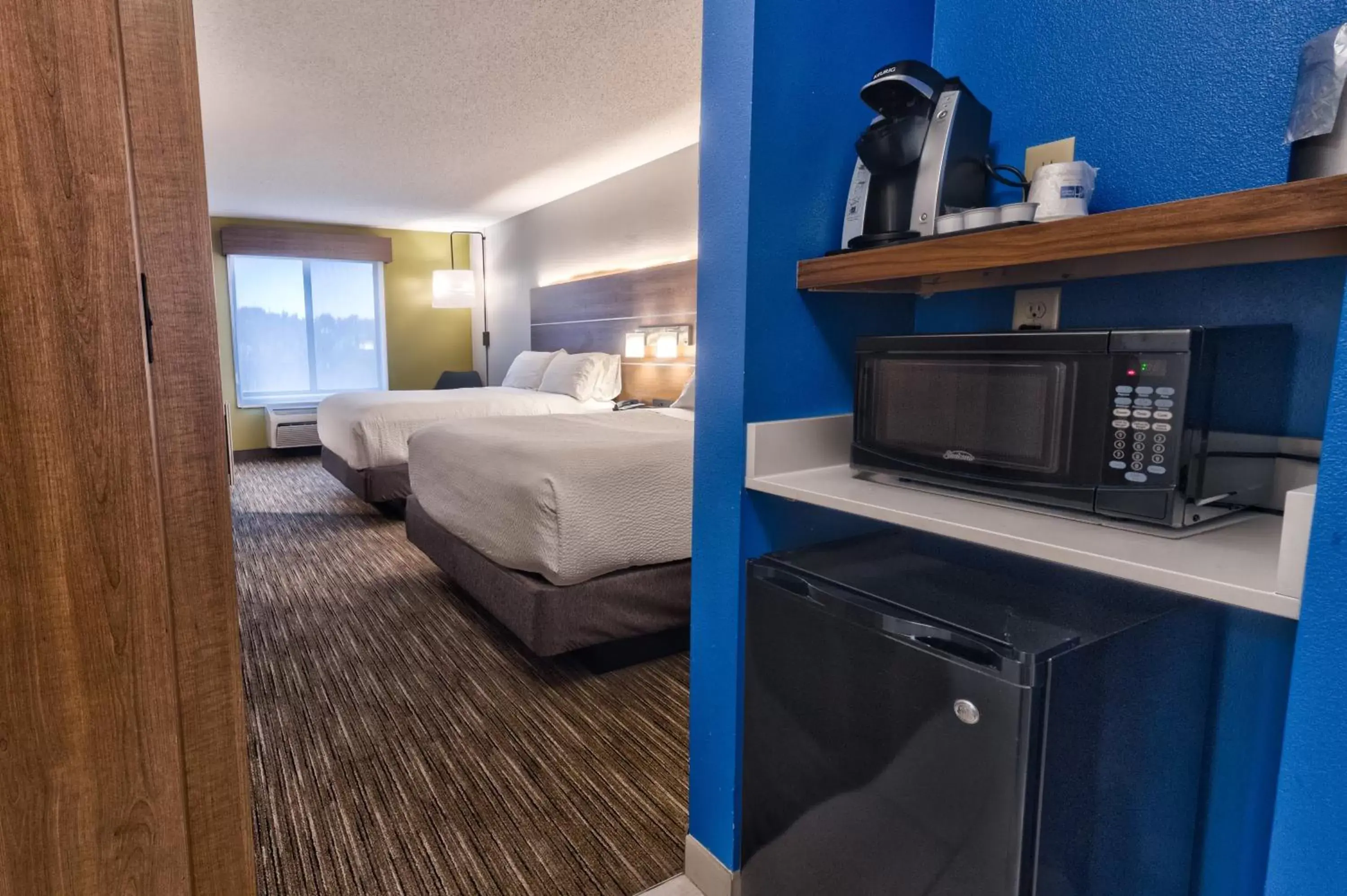 Standard Queen Room with Two Queen Beds and Roll-In Shower - Mobility Access in Holiday Inn Express Hotel & Suites Goshen, an IHG Hotel Standard Queen Room with Two Queen Beds and Roll-In Shower - Mobility Access in Holiday Inn Express Hotel & Suites Goshen, an IHG Hotel