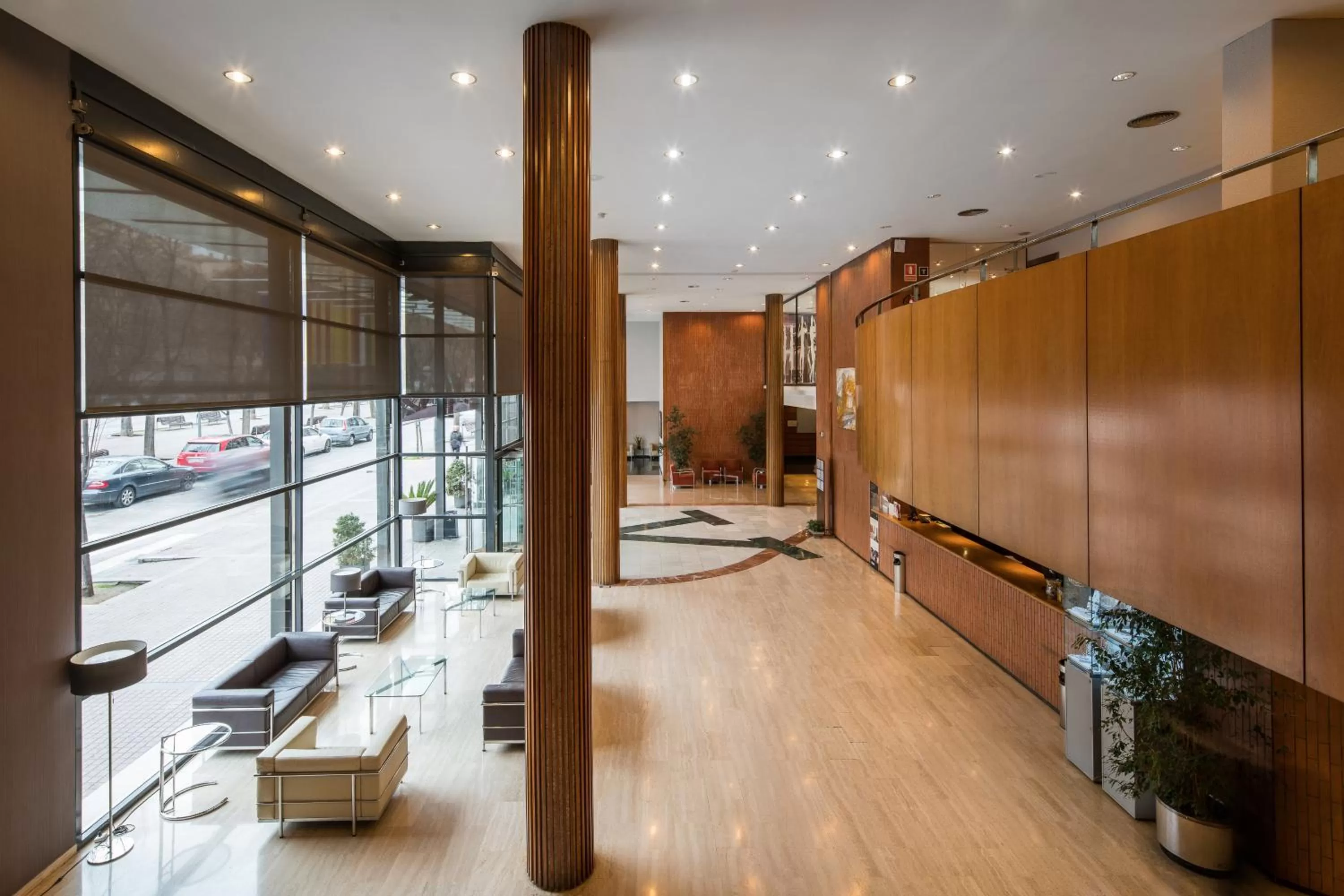 Lobby or reception in Catalonia Gran Hotel Verdi