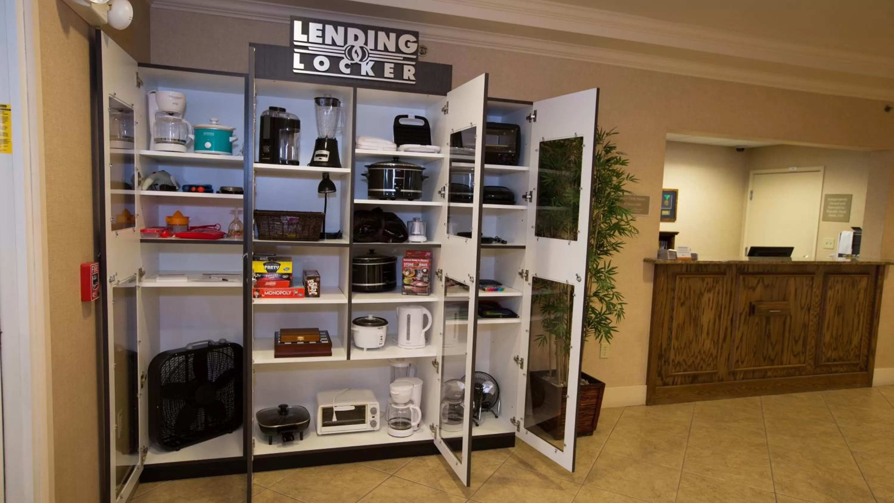 Lobby or reception in Candlewood Suites Springfield-Medical District by IHG