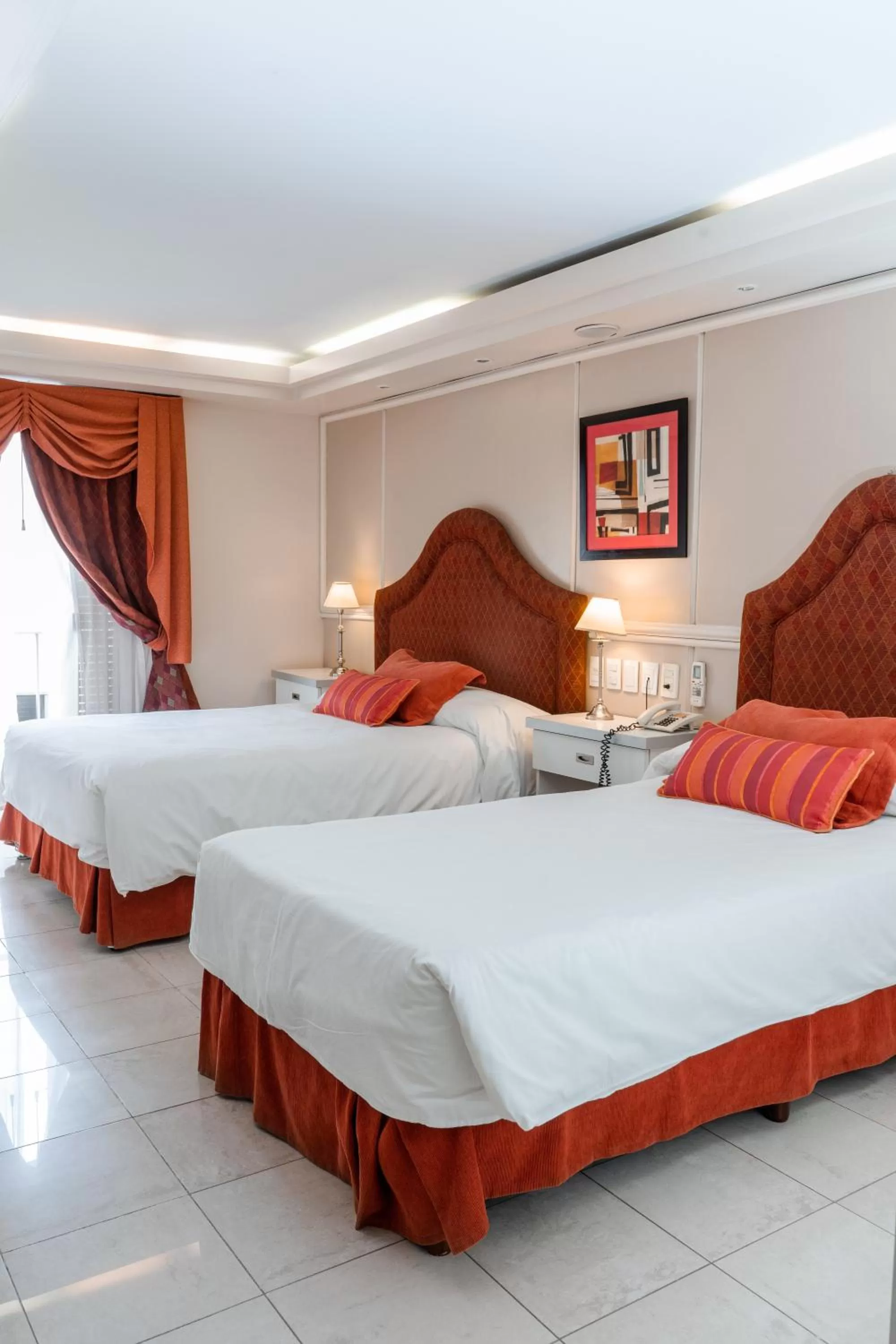 Bed in Hotel Metropol