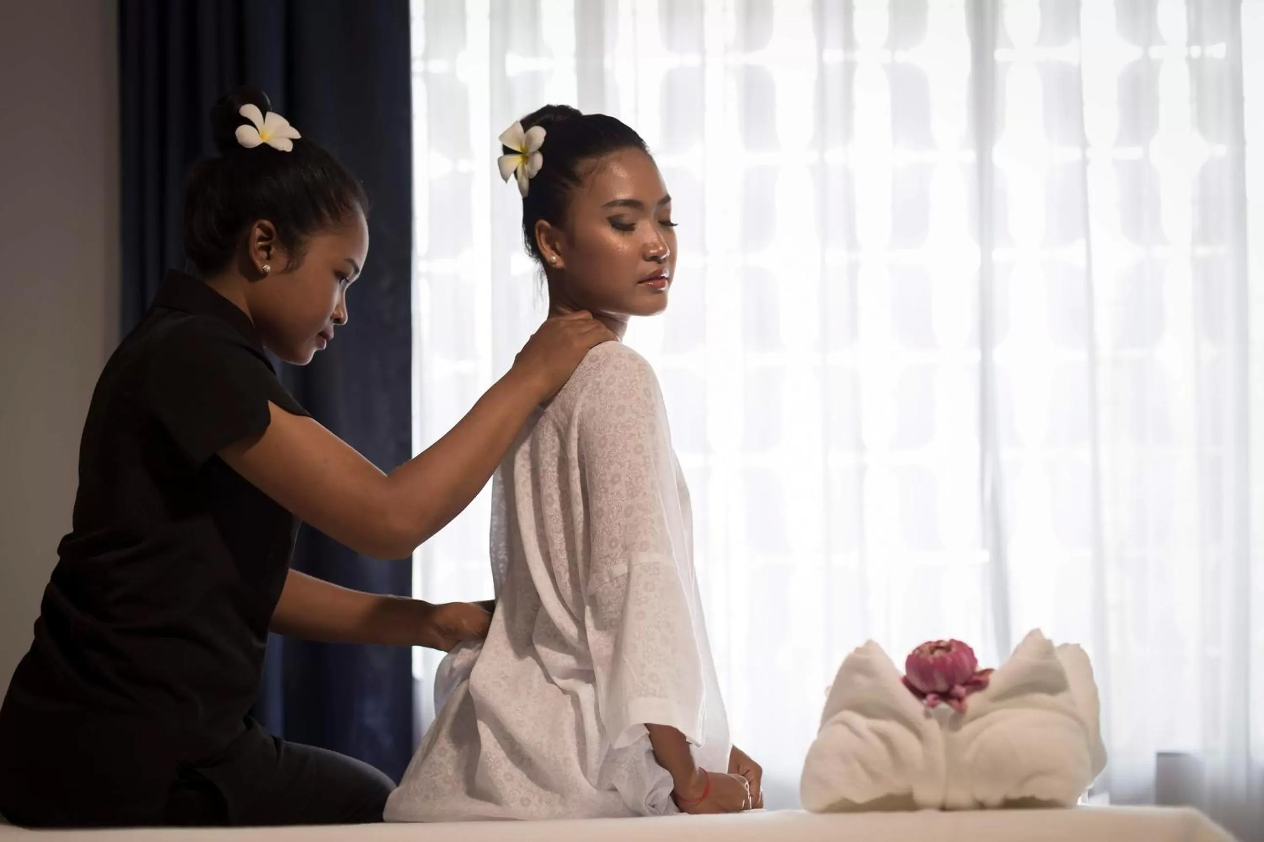 Massage in Grand Venus La Residence