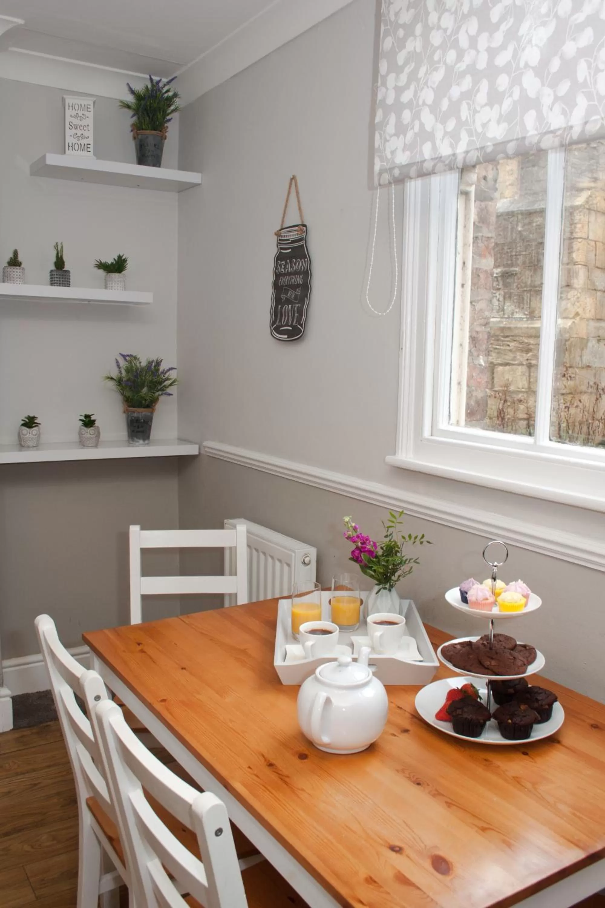 Kitchen or kitchenette in Goodramgate Apartments