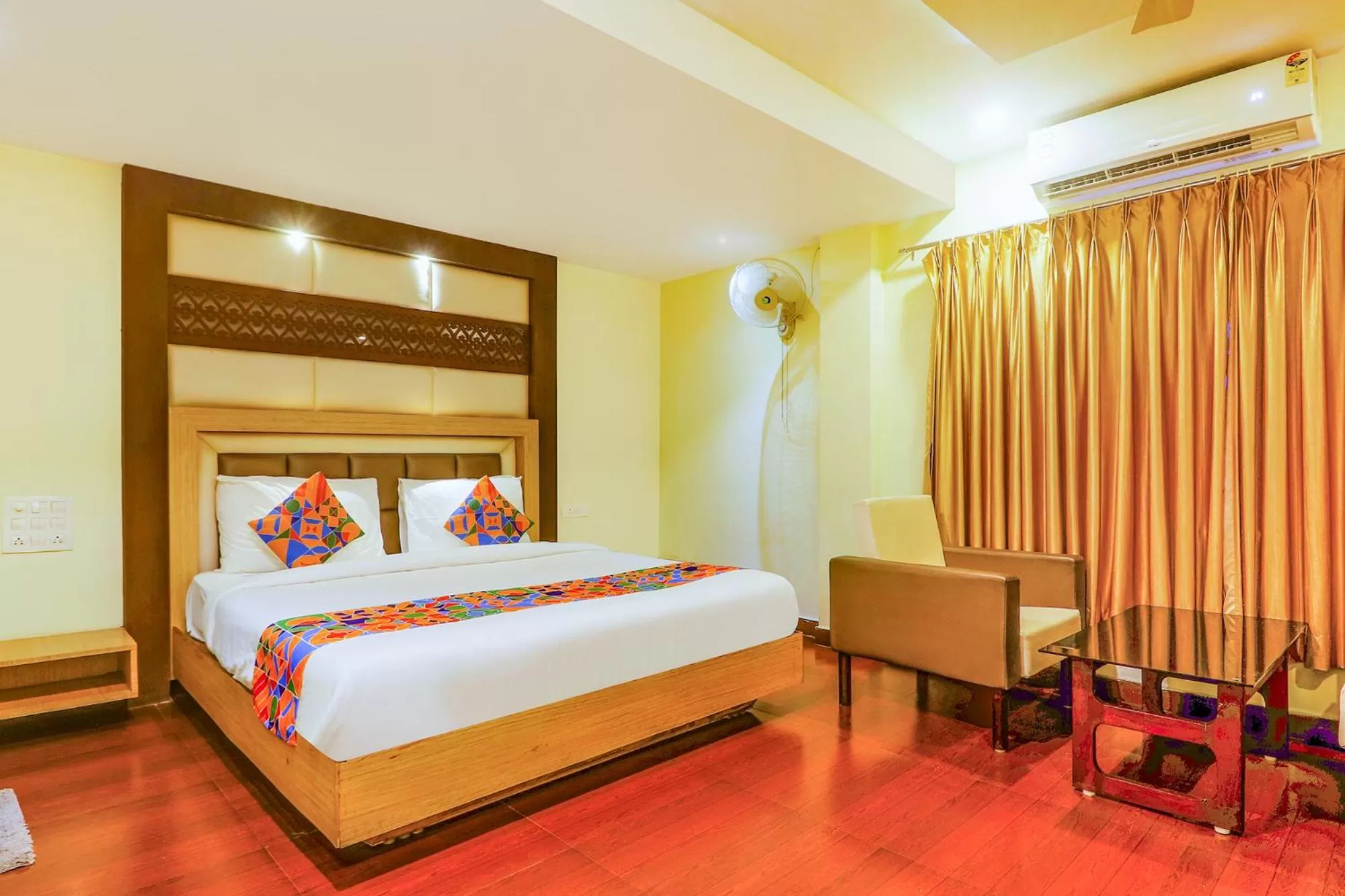Bed in FabHotel Keerthi's Anupama - Nr Indira Gandhi Stadium