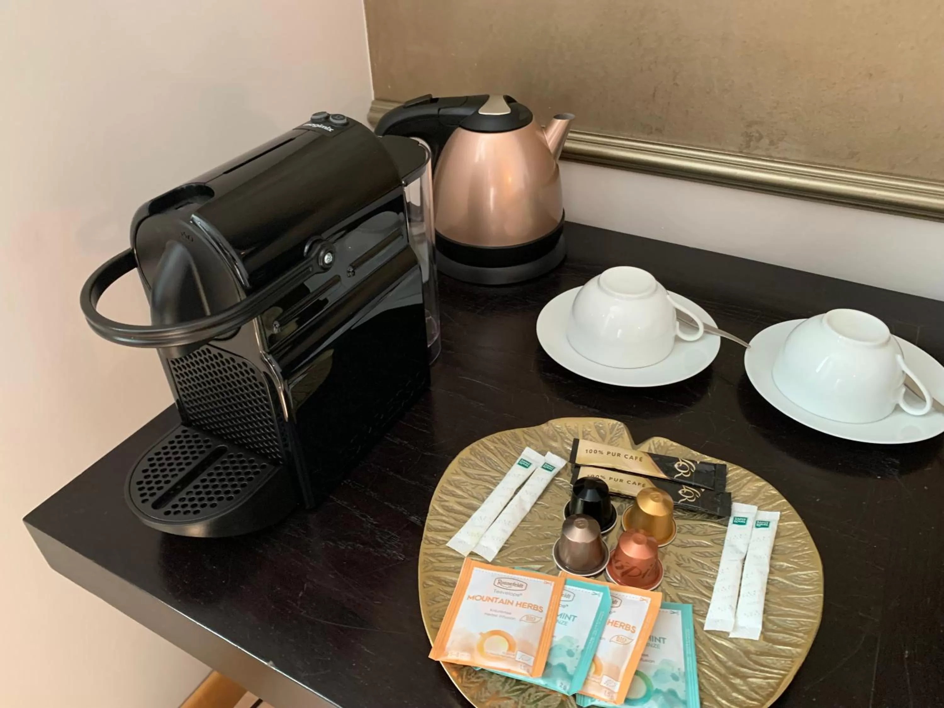 Coffee/tea facilities in Hôtel Vintage