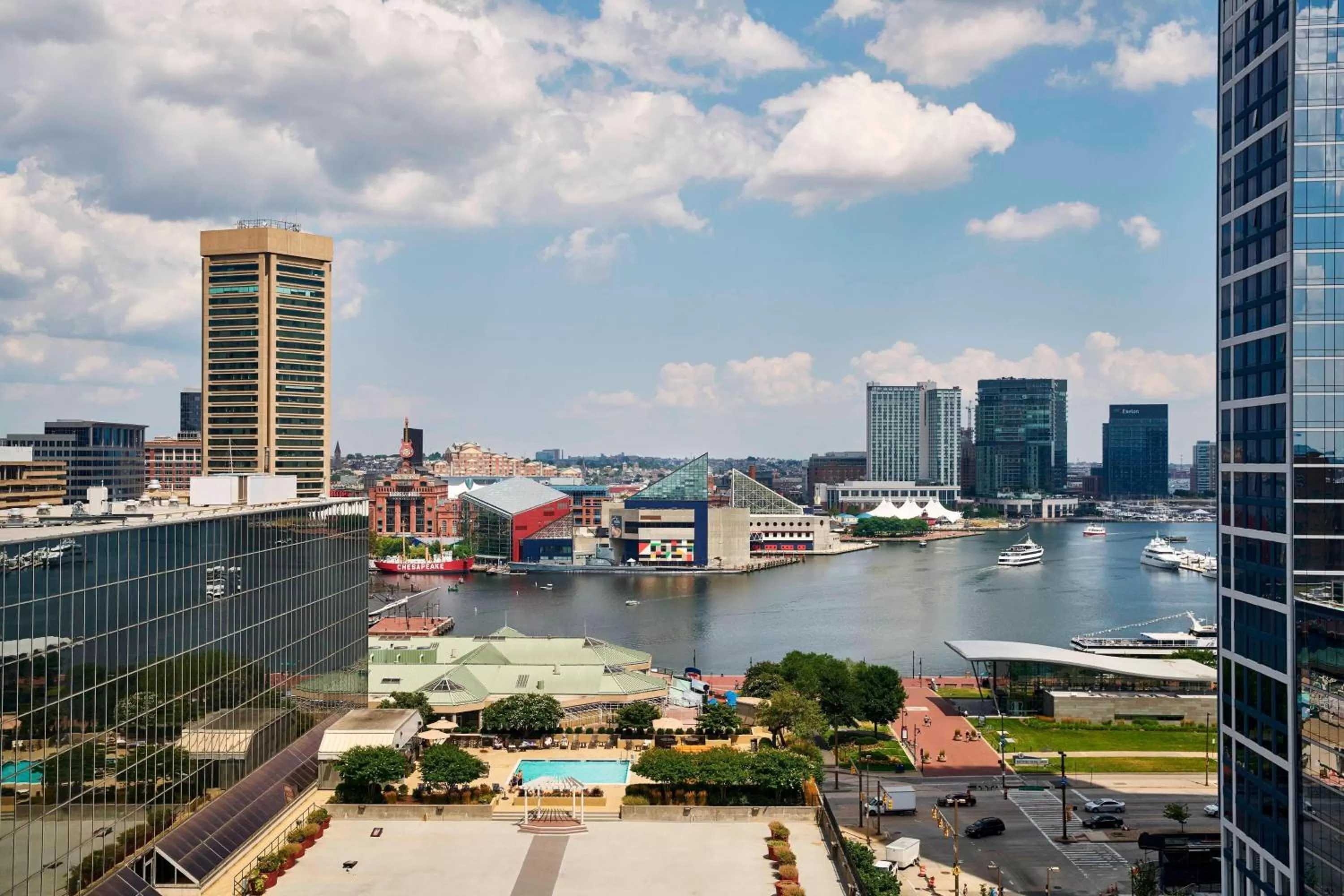 Photo of the whole room in Sheraton Inner Harbor Hotel
