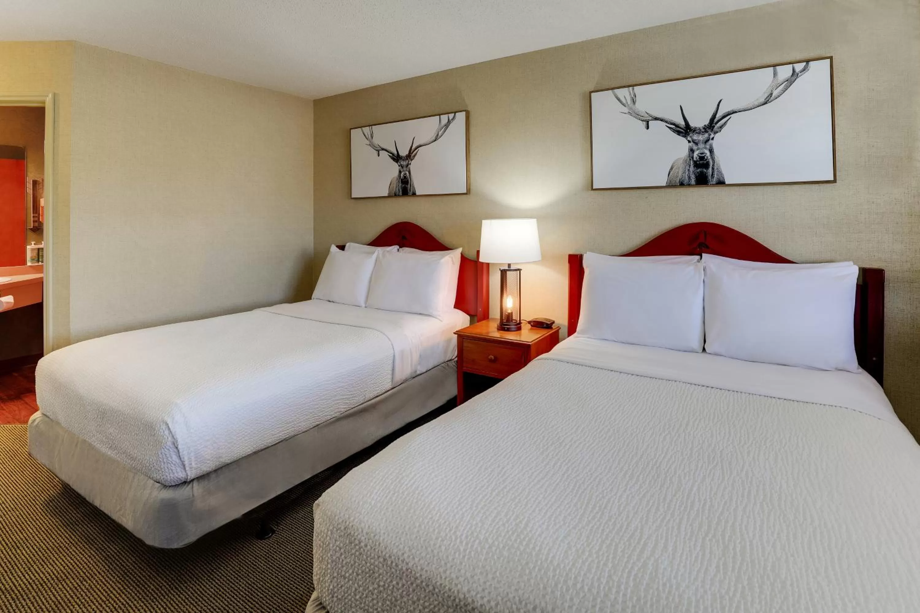 Bed in Stoney Creek lnn Galena