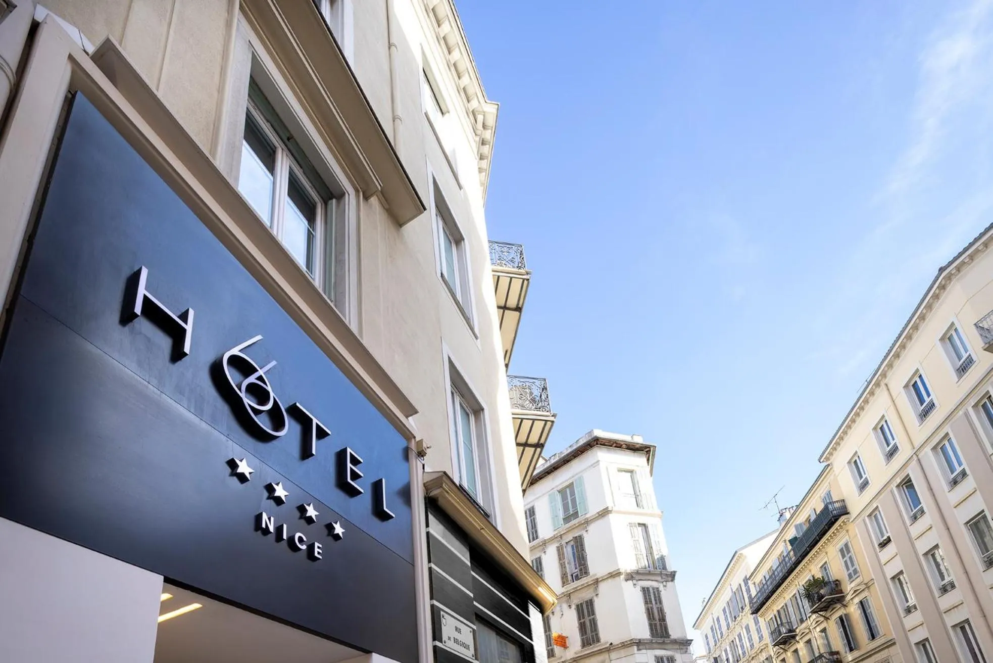 Property building in Hotel 66 Nice