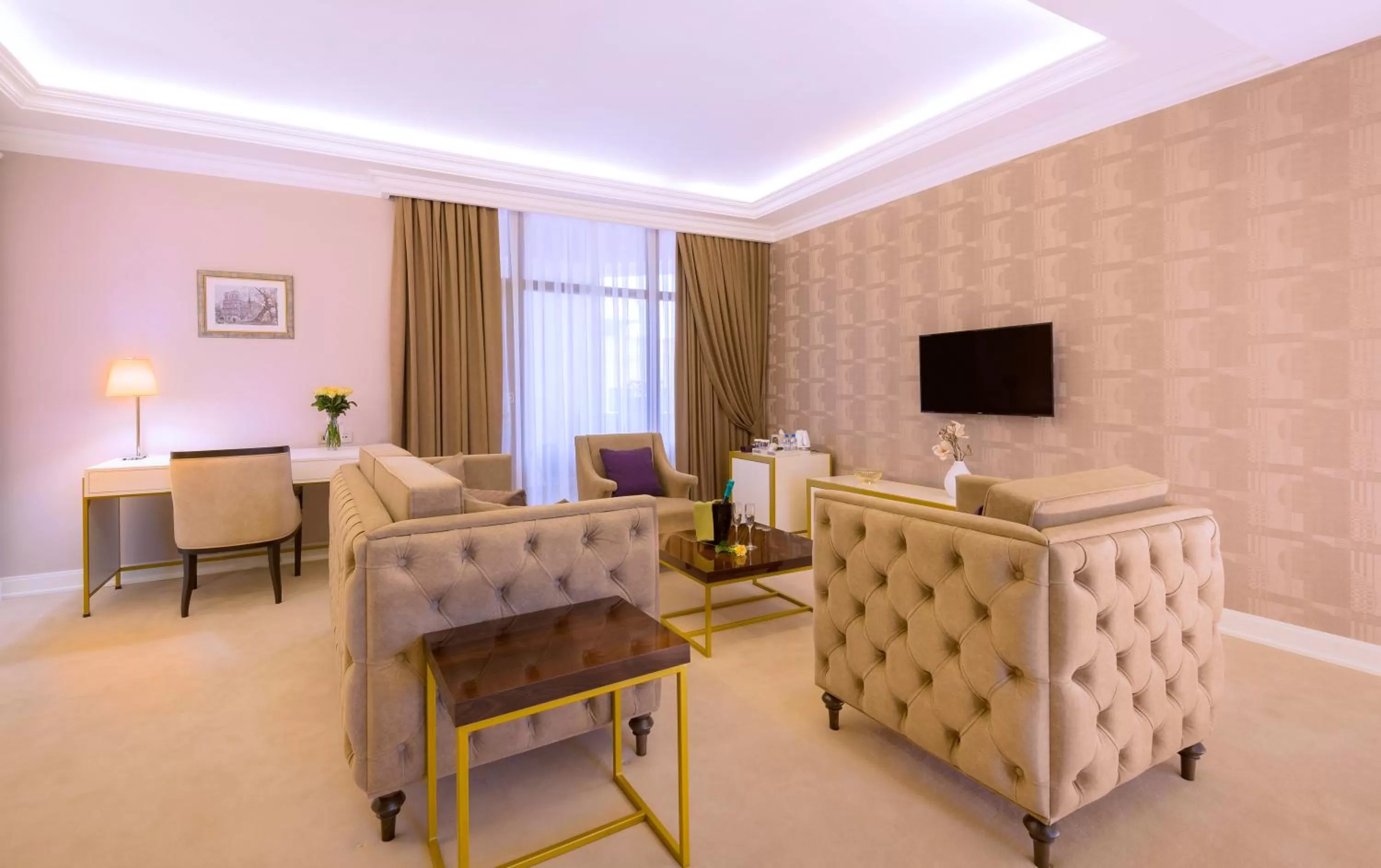 Living room in Paris Hotel Yerevan