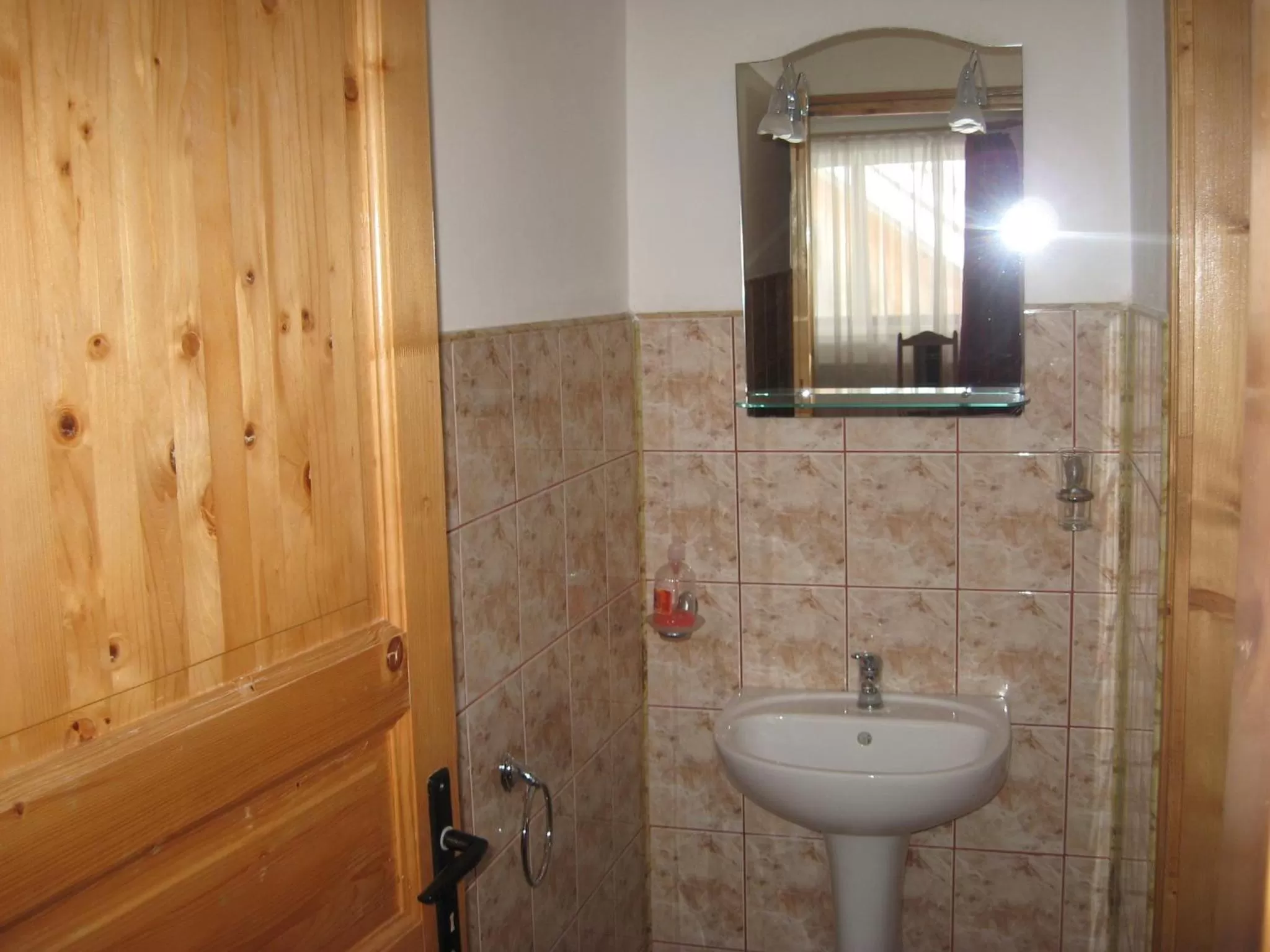 Bathroom in Pensiunea Luminita