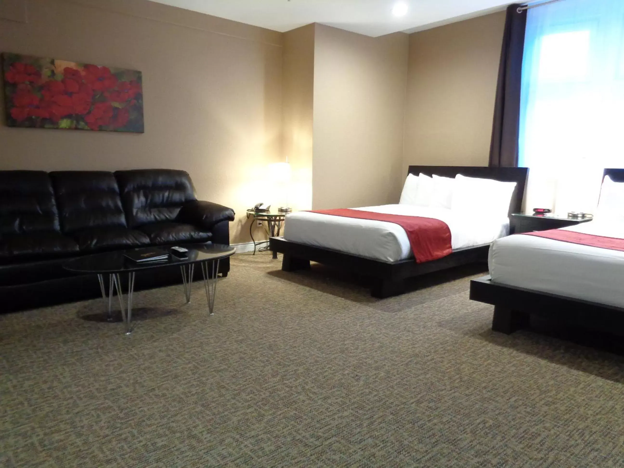 Queen Room with Two Queen Beds in Century Casino & Hotel Cripple Creek Queen Room with Two Queen Beds in Century Casino & Hotel Cripple Creek