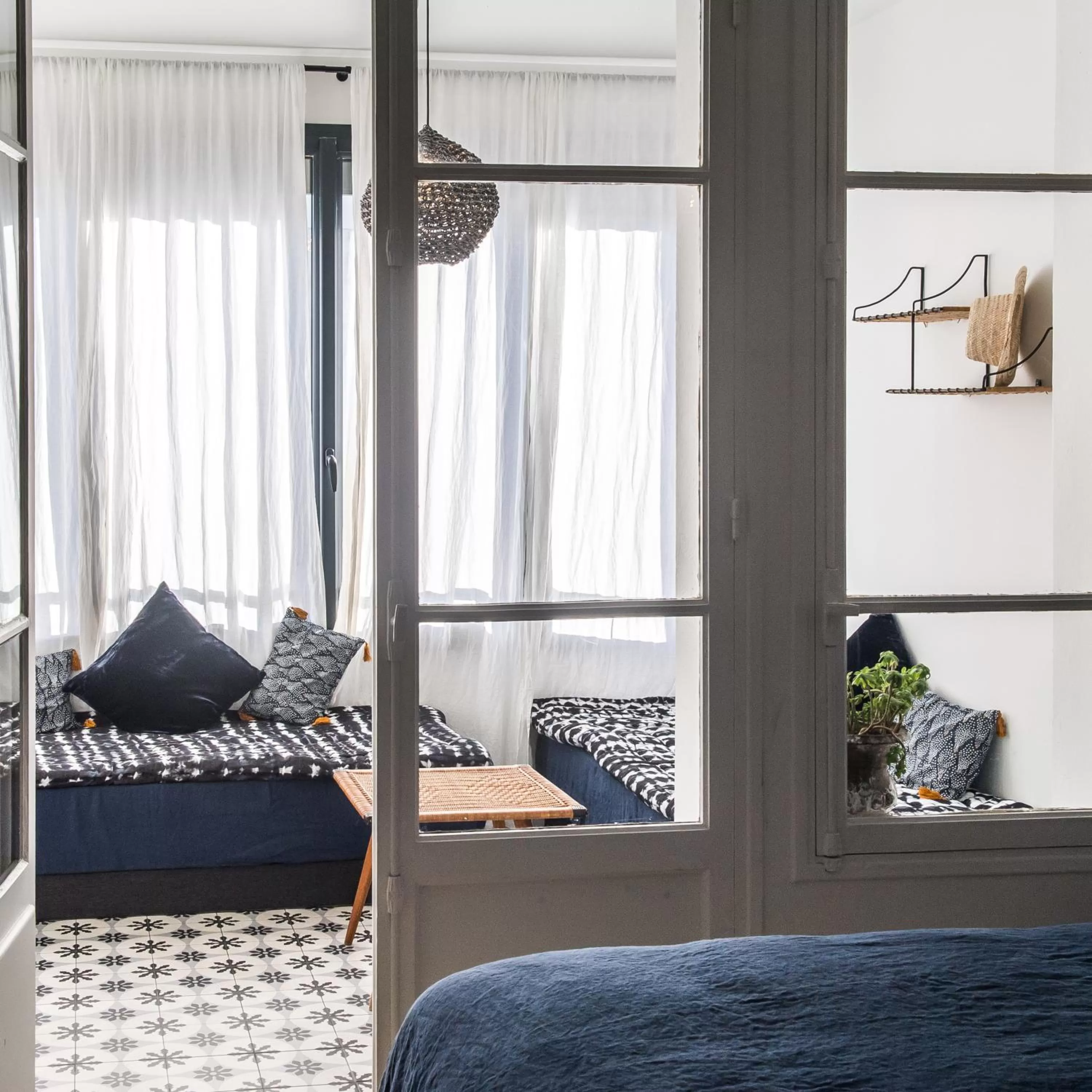 Seating area in Maison Volver