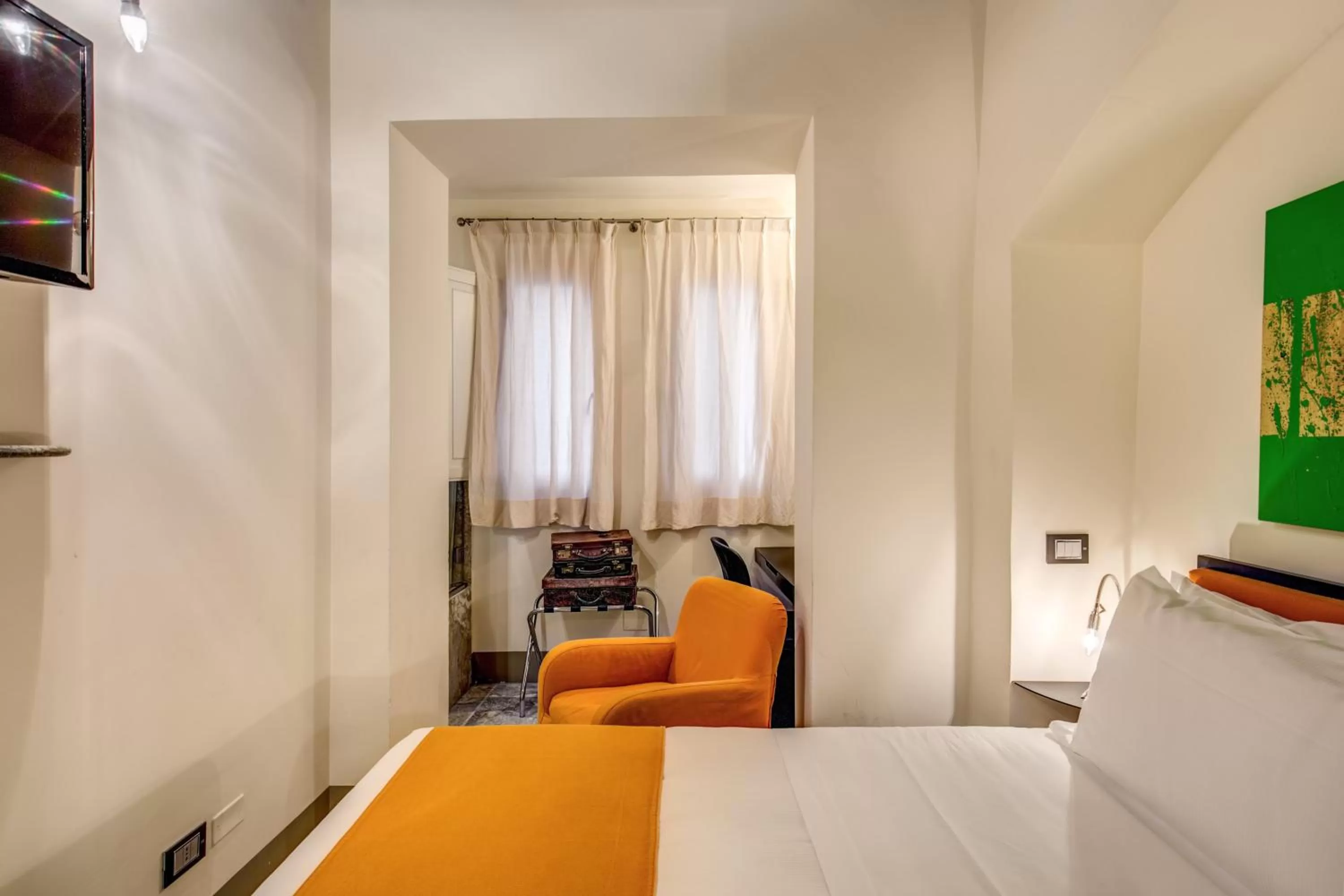 Photo of the whole room, Bed in Argileto Terra