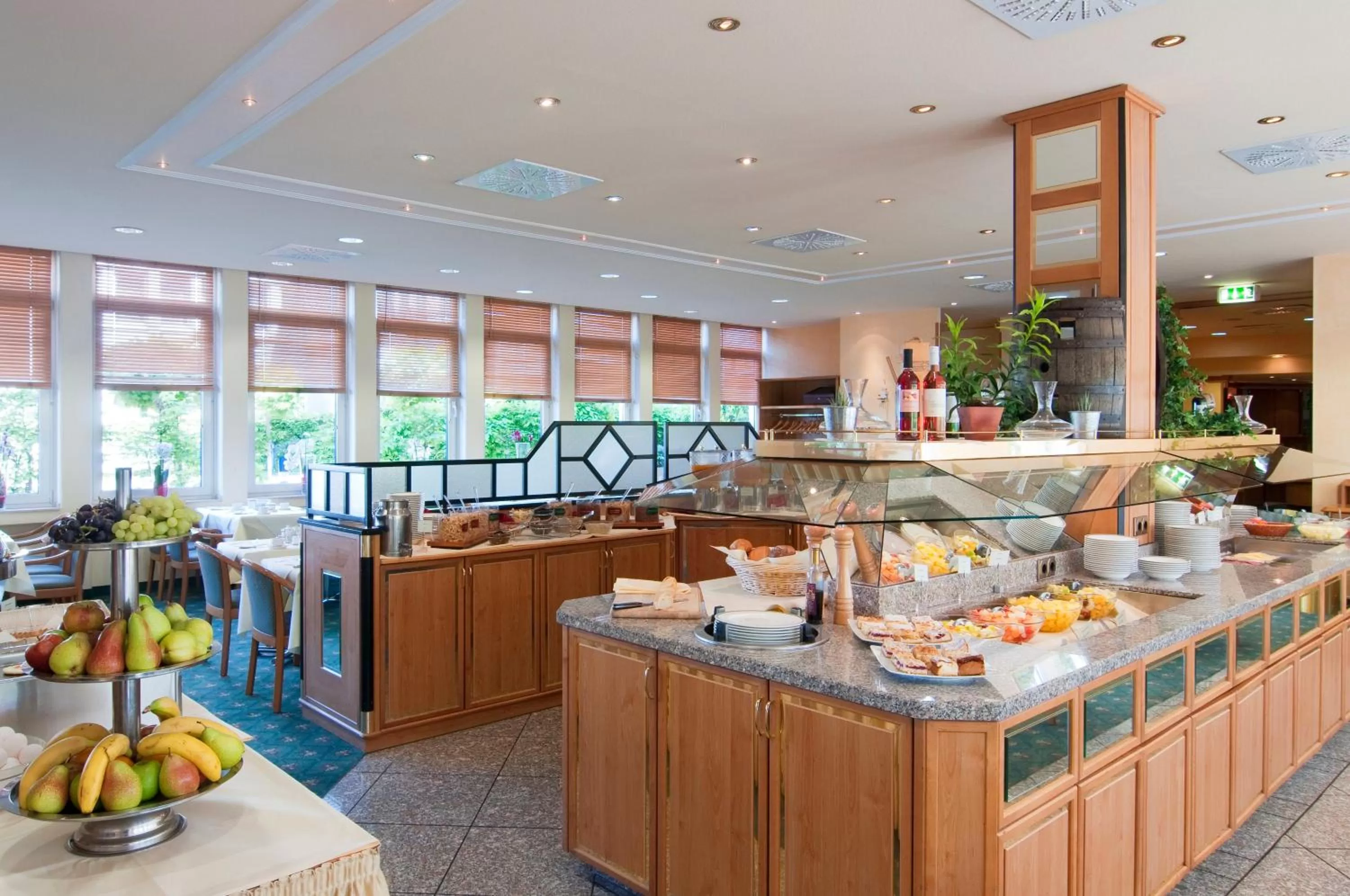 Restaurant/places to eat in Holiday Inn Frankfurt Airport - Neu-Isenburg by IHG