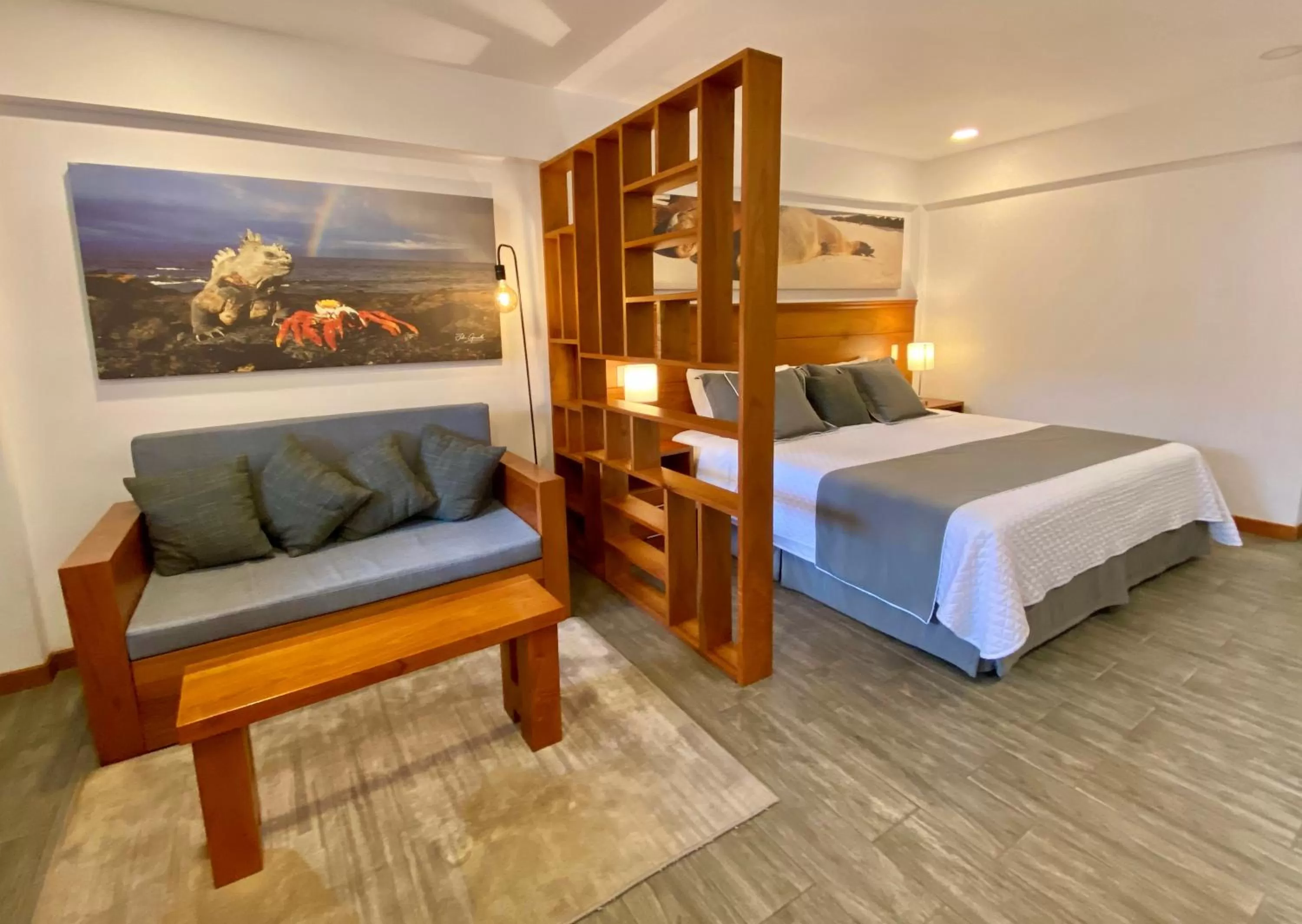Bed in Torre Mar Galapagos Boutique Suites