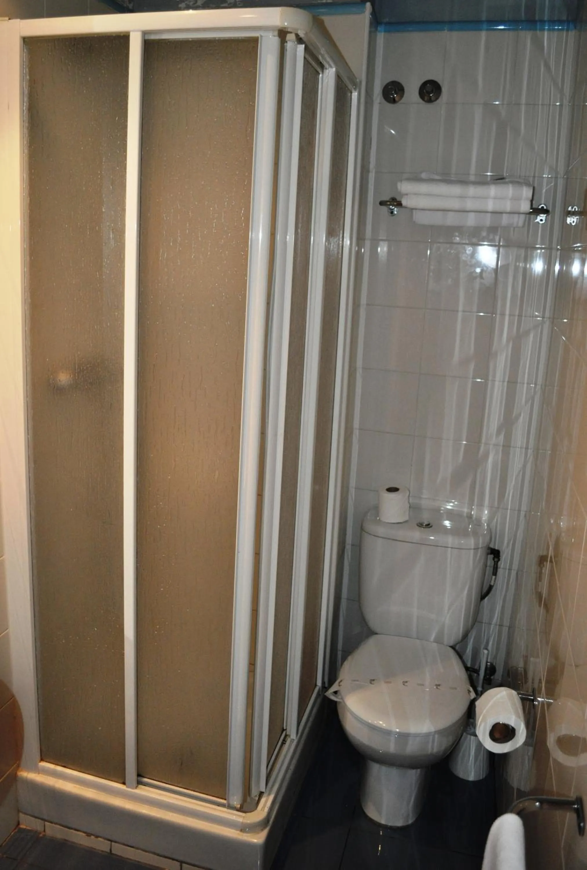 Bathroom in Hotel España