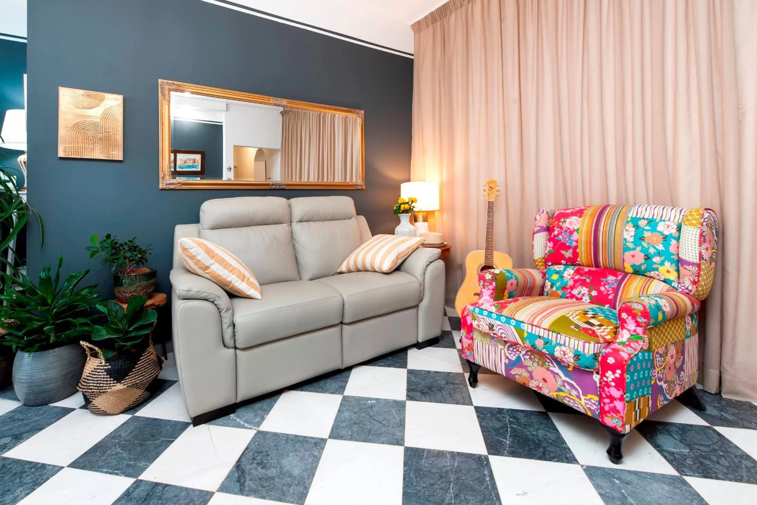 Seating Area in Villa B&B Marina & Parking Free