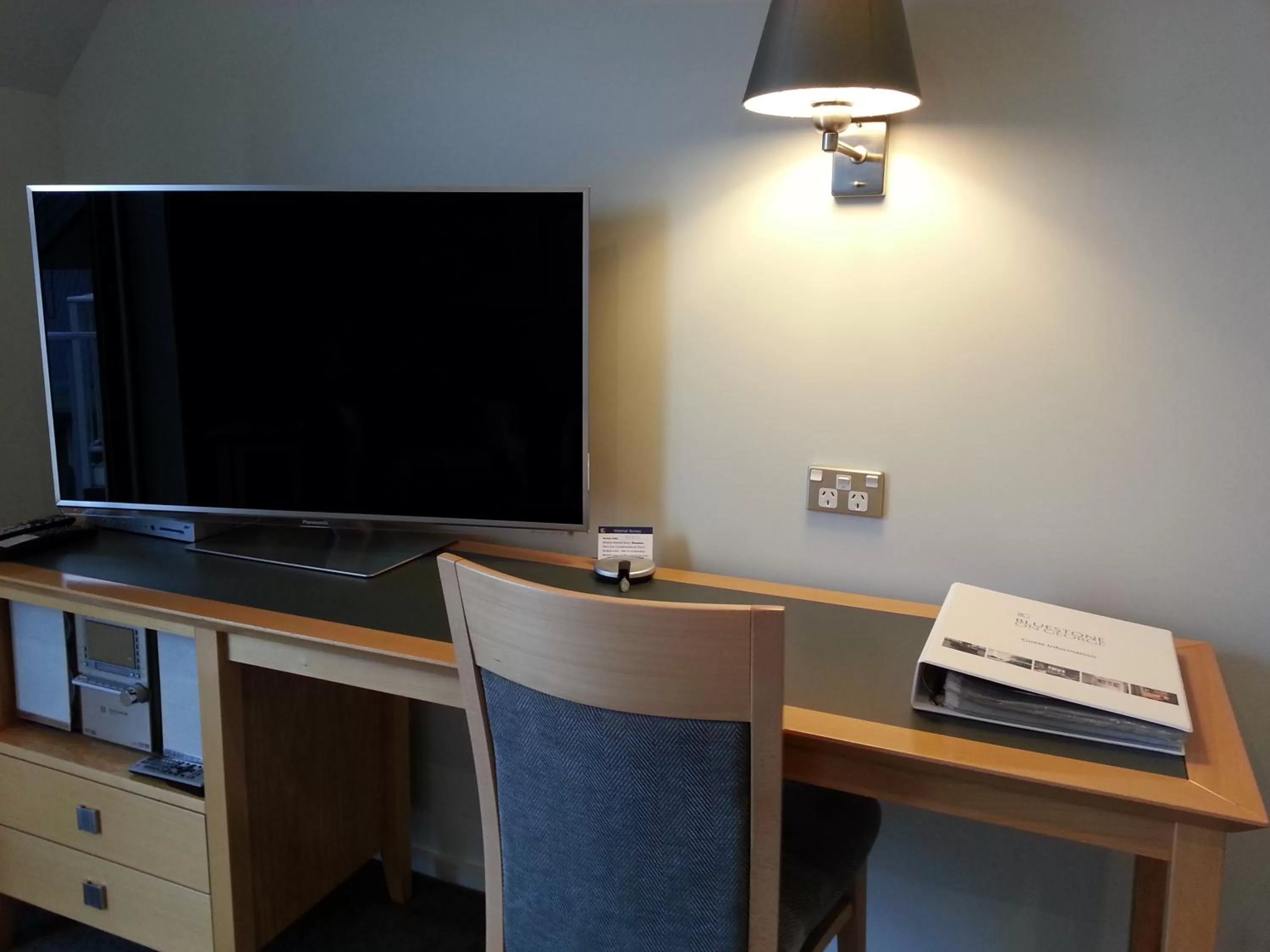 TV and multimedia in Bluestone On George