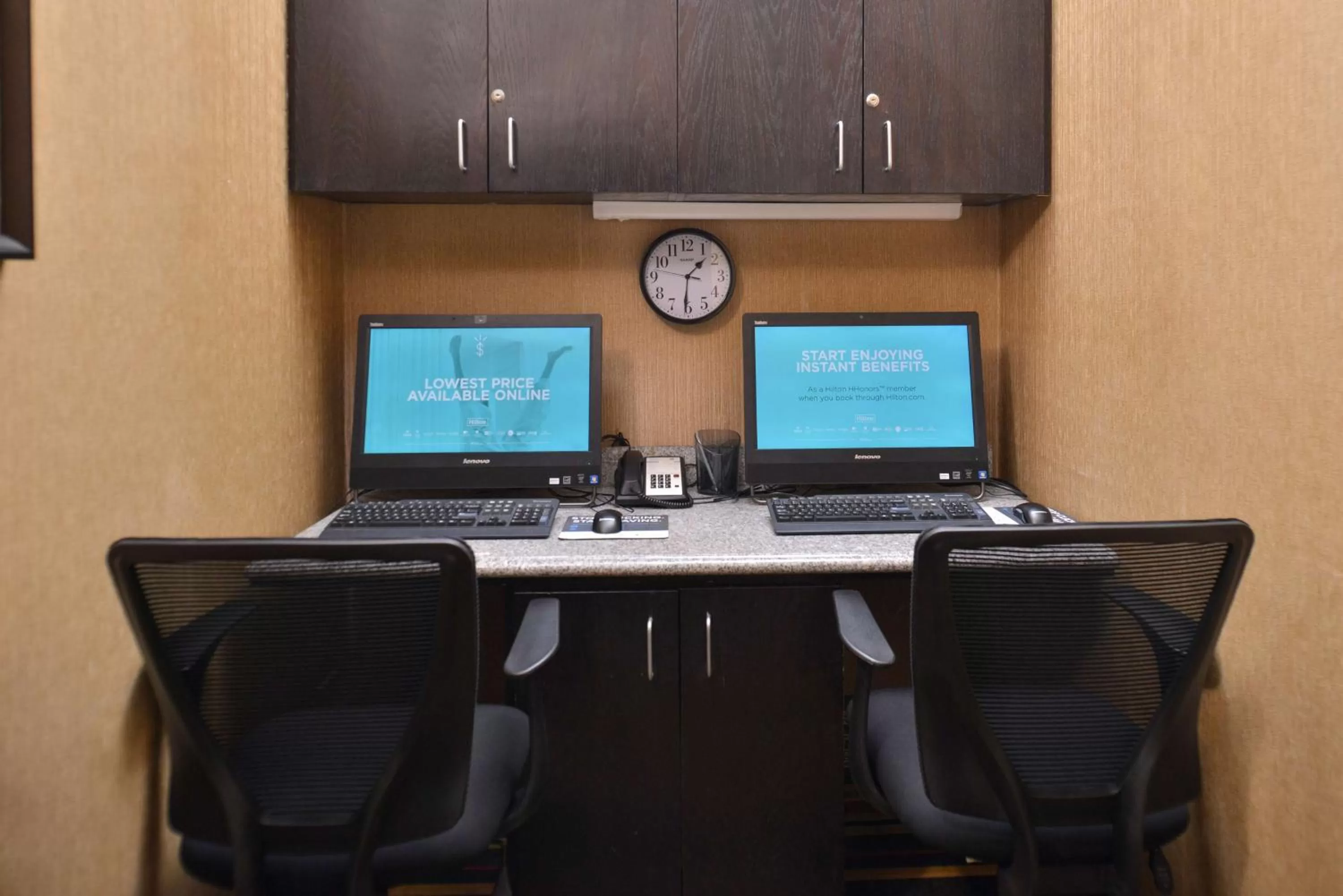 Business facilities in Hampton Inn Van Horn